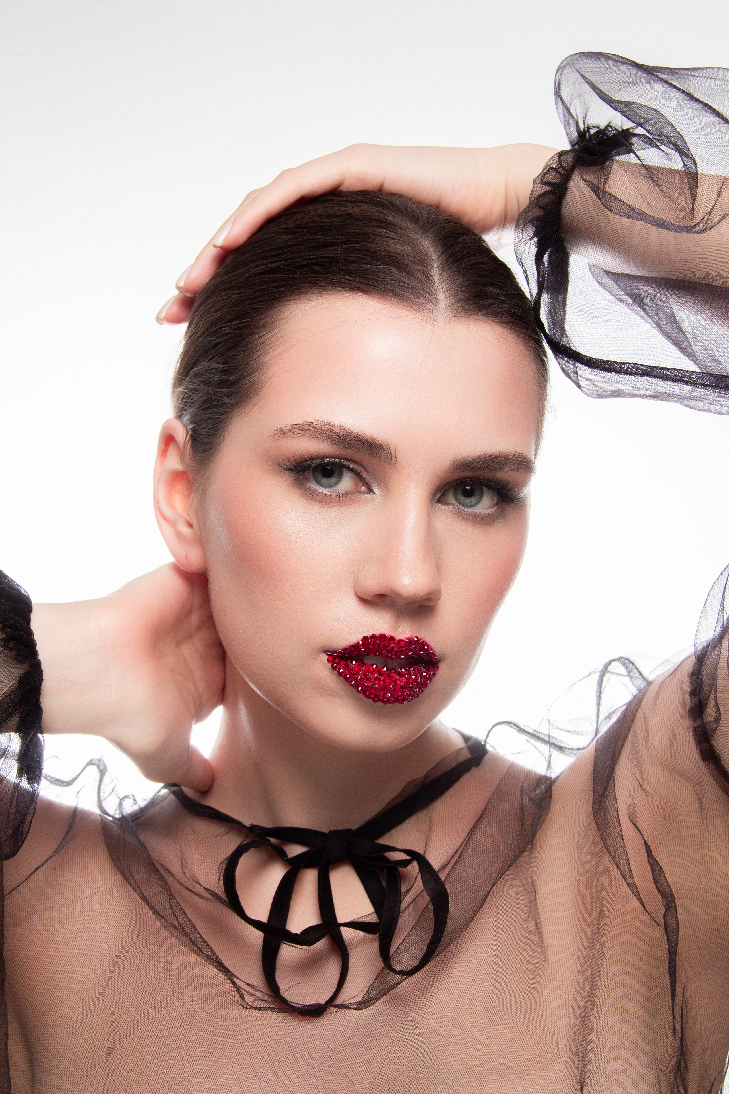 Арт — макияж в москве. СВАДЕБНЫЙ ВИЗАЖИСТ-СТИЛИСТ В МОСКВЕ ПРИЧЕСКИ МАКИЯЖ БРОВИ ВЫЕЗД