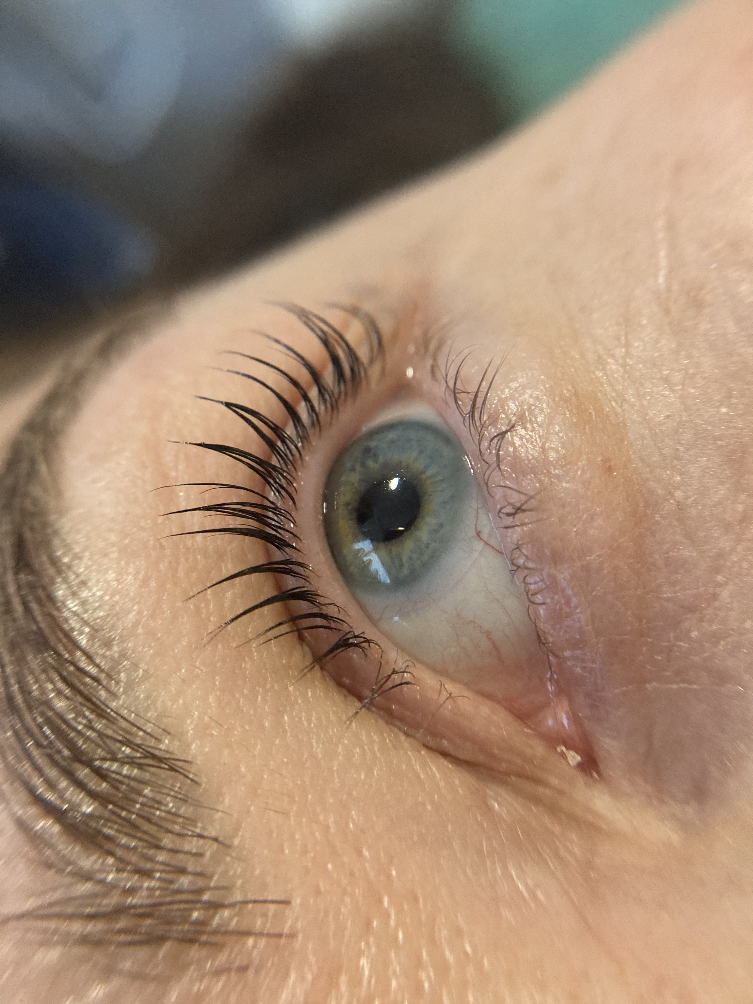 Ламинирование ресниц для мгновенного поднятия и увлажнения