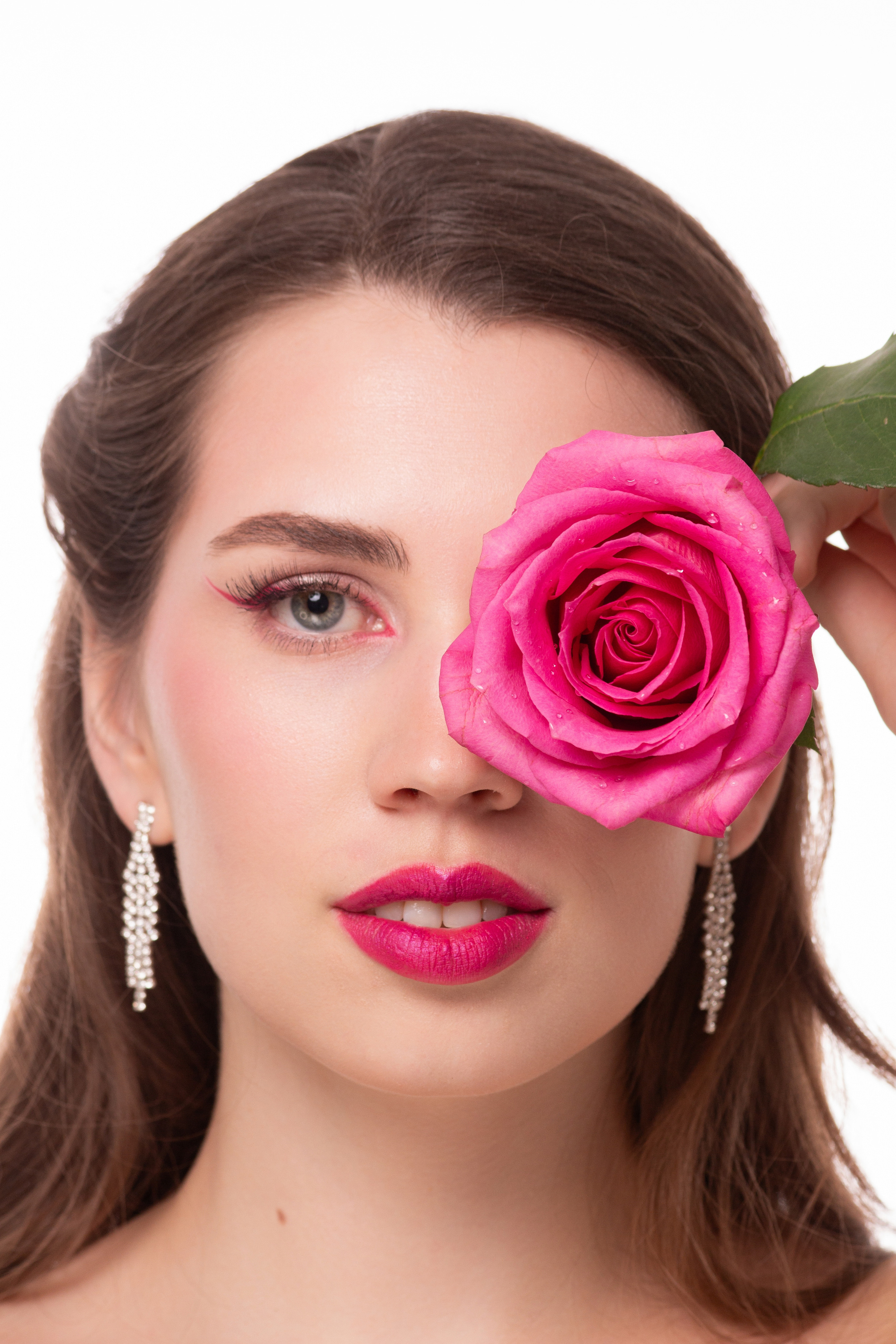 Арт — макияж в москве. СВАДЕБНЫЙ ВИЗАЖИСТ-СТИЛИСТ В МОСКВЕ ПРИЧЕСКИ МАКИЯЖ БРОВИ ВЫЕЗД