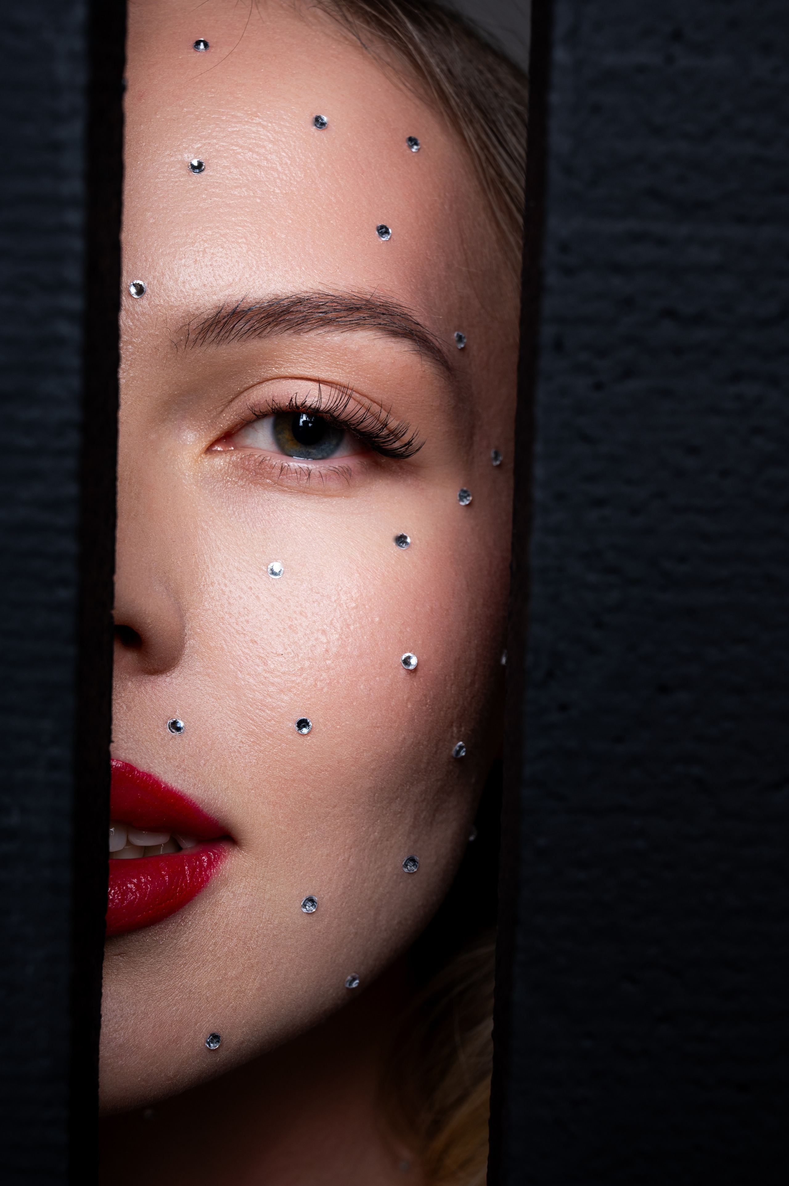 Арт — макияж в москве. СВАДЕБНЫЙ ВИЗАЖИСТ-СТИЛИСТ В МОСКВЕ ПРИЧЕСКИ МАКИЯЖ БРОВИ ВЫЕЗД