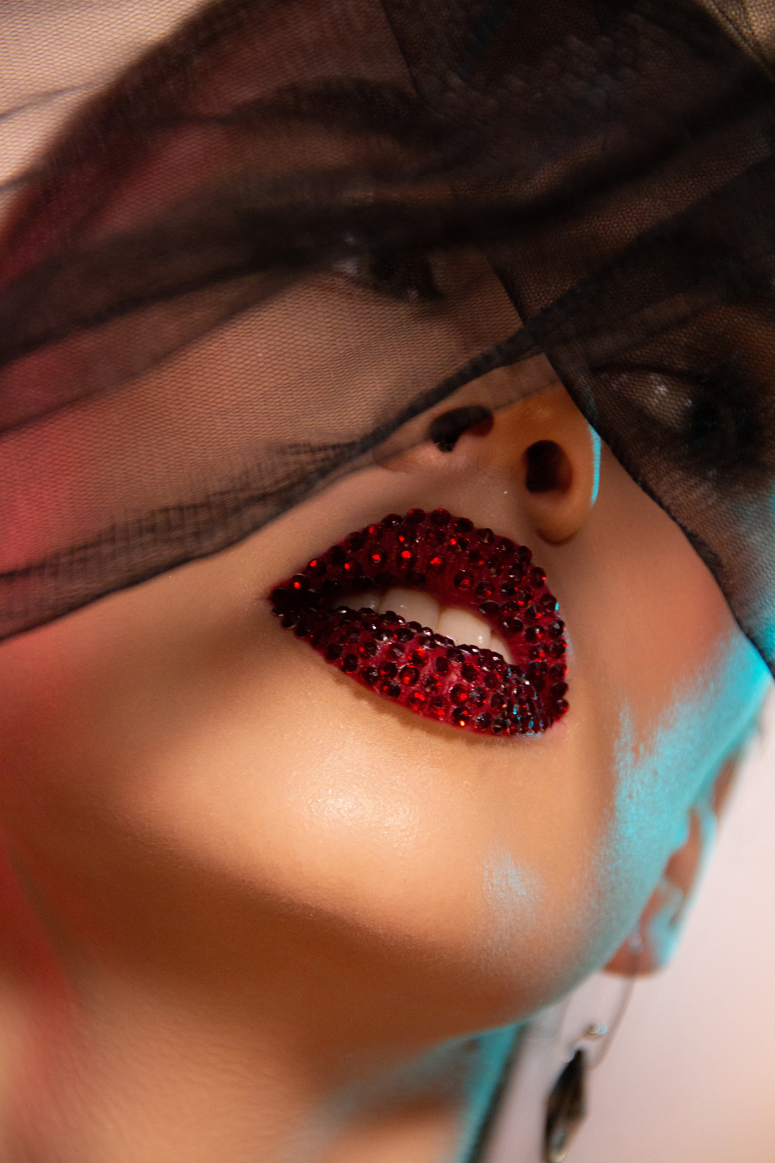 Арт — макияж в москве. СВАДЕБНЫЙ ВИЗАЖИСТ-СТИЛИСТ В МОСКВЕ ПРИЧЕСКИ МАКИЯЖ БРОВИ ВЫЕЗД