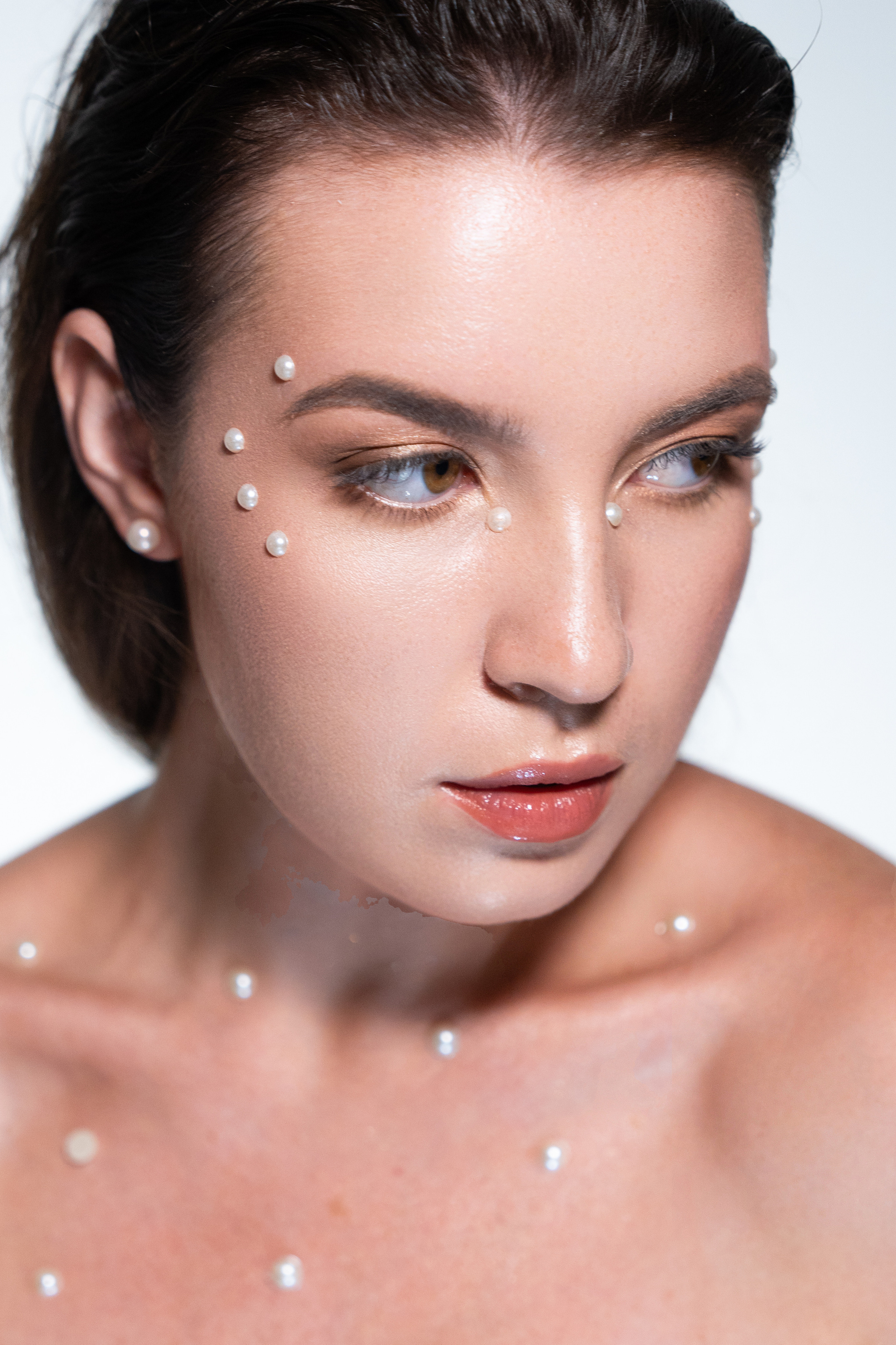 Арт — макияж в москве. СВАДЕБНЫЙ ВИЗАЖИСТ-СТИЛИСТ В МОСКВЕ ПРИЧЕСКИ МАКИЯЖ БРОВИ ВЫЕЗД