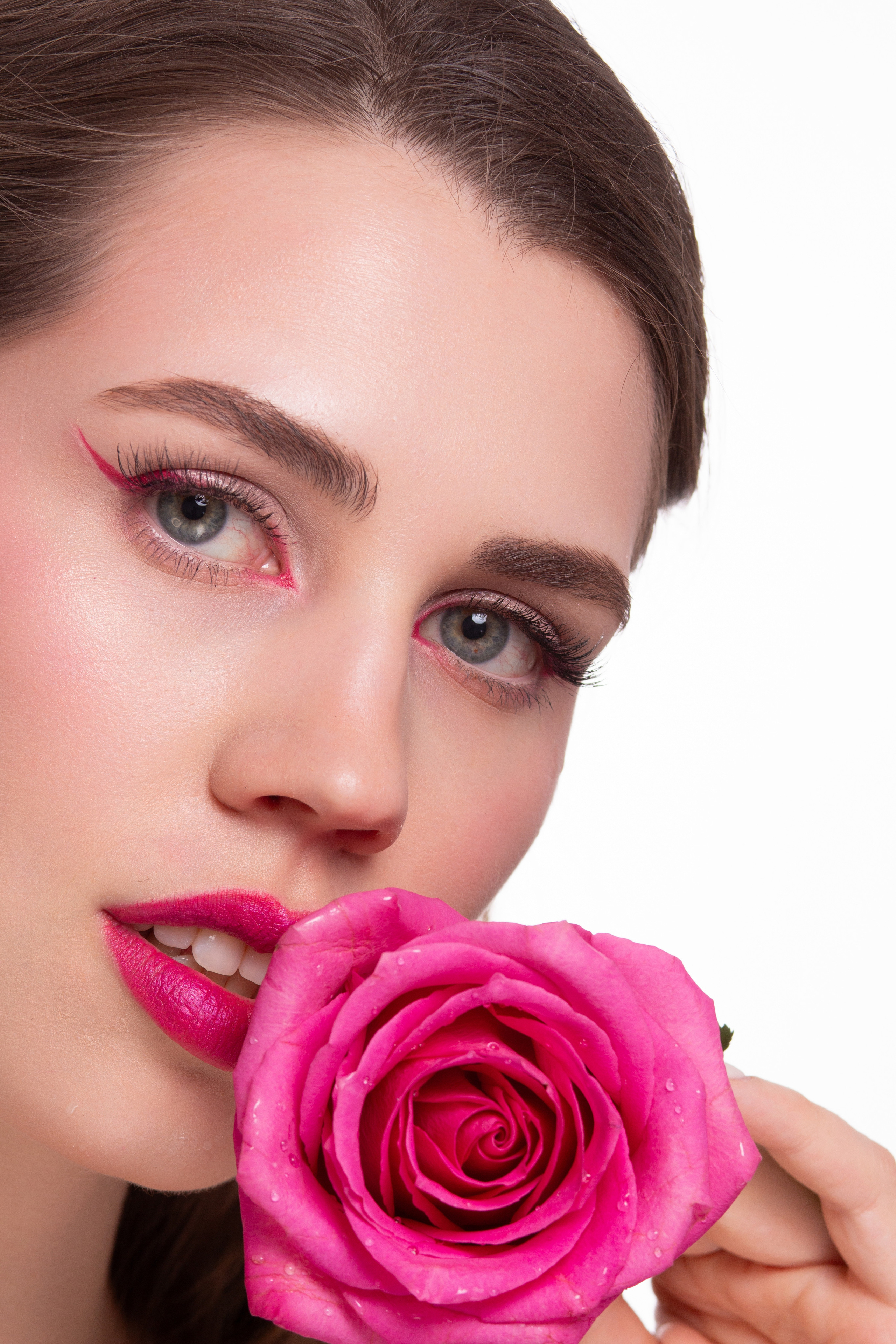 Арт — макияж в москве. СВАДЕБНЫЙ ВИЗАЖИСТ-СТИЛИСТ В МОСКВЕ ПРИЧЕСКИ МАКИЯЖ БРОВИ ВЫЕЗД