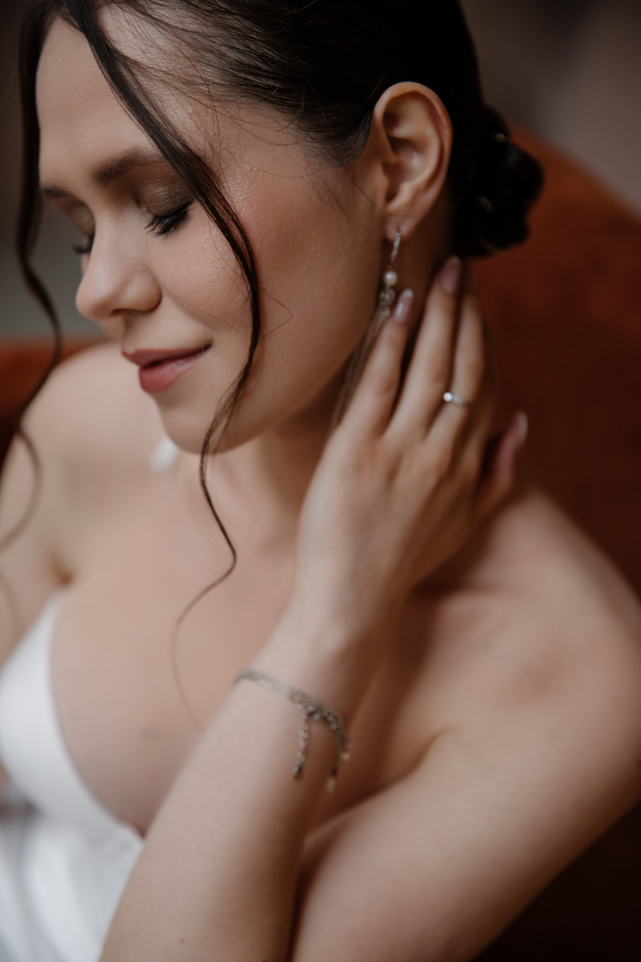 Смоки-айс макияж Романтический свадебный макияж с дымчатыми тенями