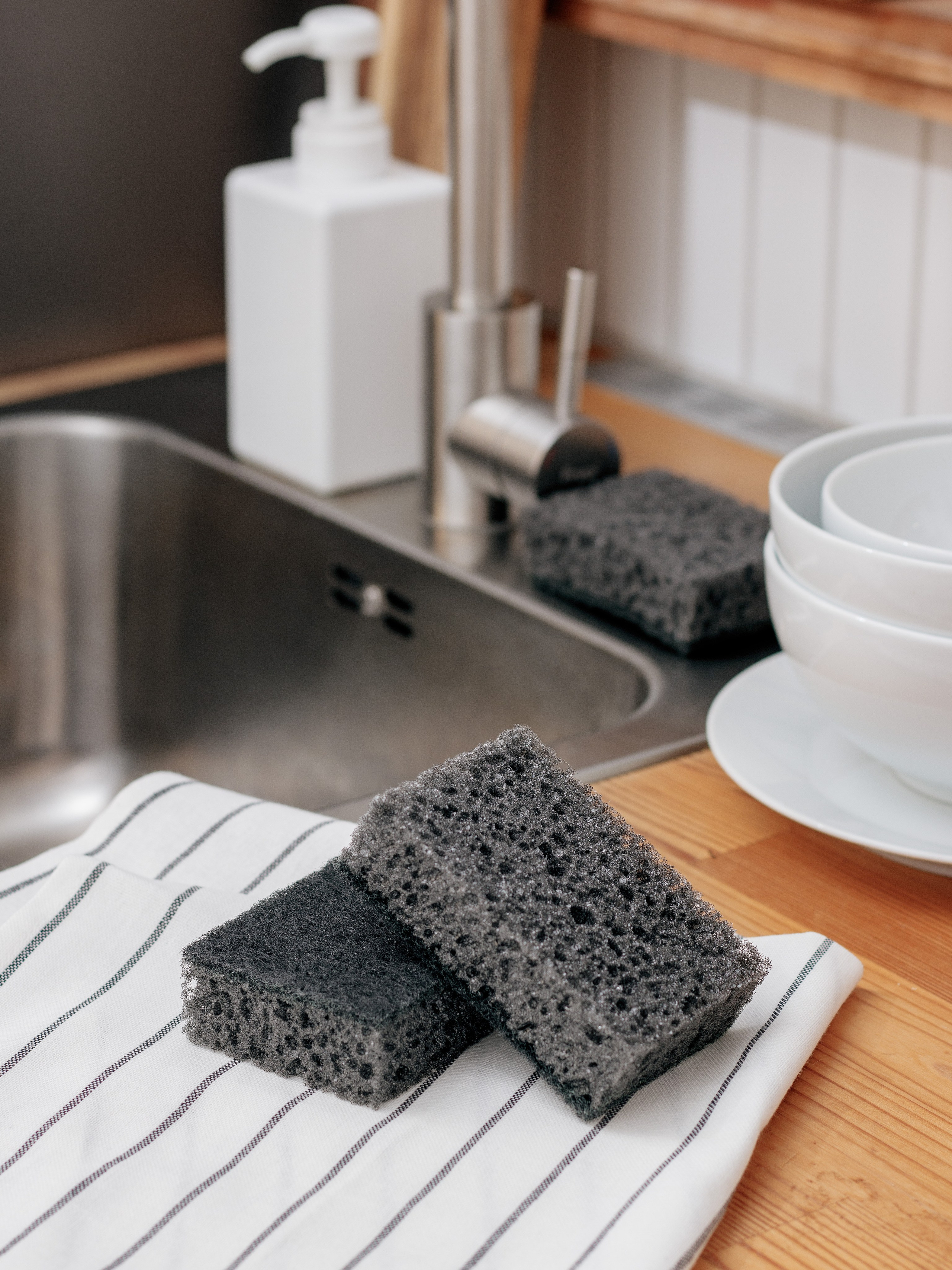 Губки для мытья посуды. Предметный фотограф Северова Екатерина | Профессиональная предметная съёмка фото и видео в Санкт-Петербурге