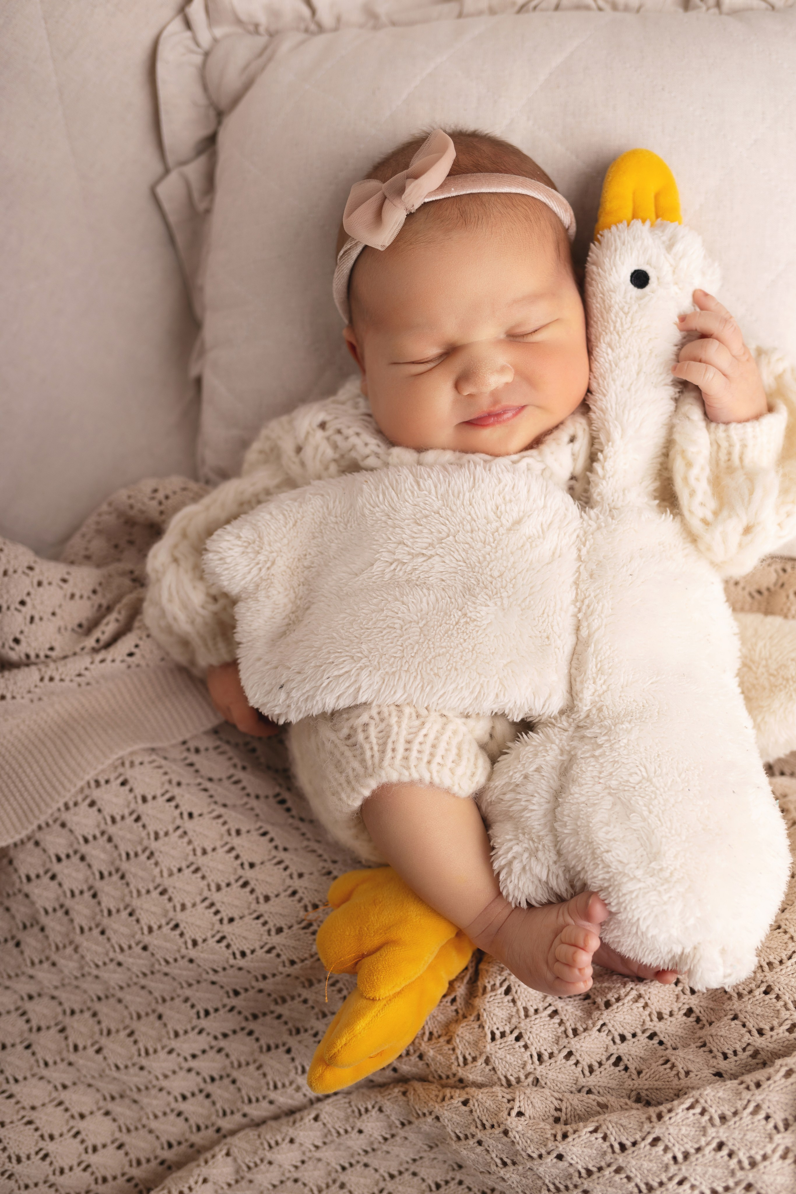 Newborn съемка в стиле Лайф. Фотограф новорожденных малышей в Омске и Омской области Эльвира Камаева