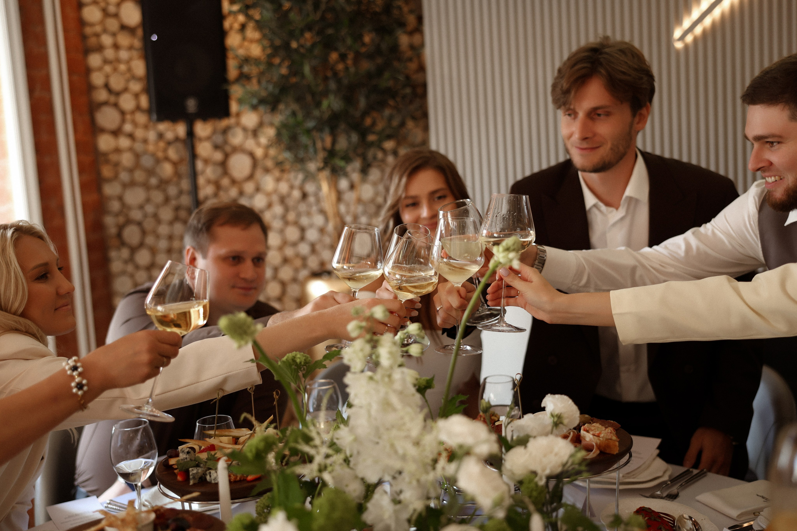 «Я люблю тебя просто так» — Евгения и Влад. Свадебный и семейный фотограф в Москве Ломова Ирина
