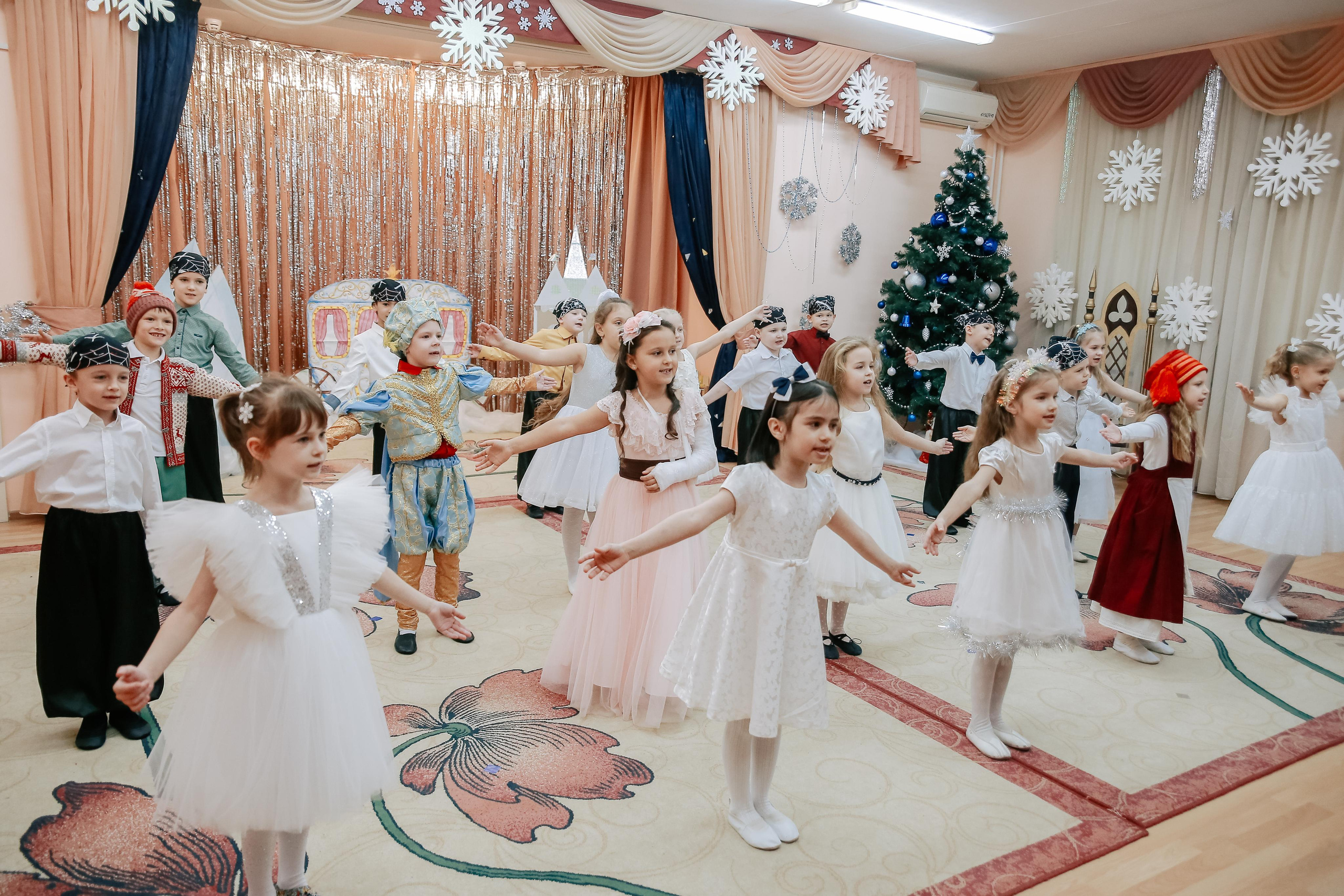 Дед Мороз в детском саду. Антонина Морозова, профессиональный семейный фотограф видеограф