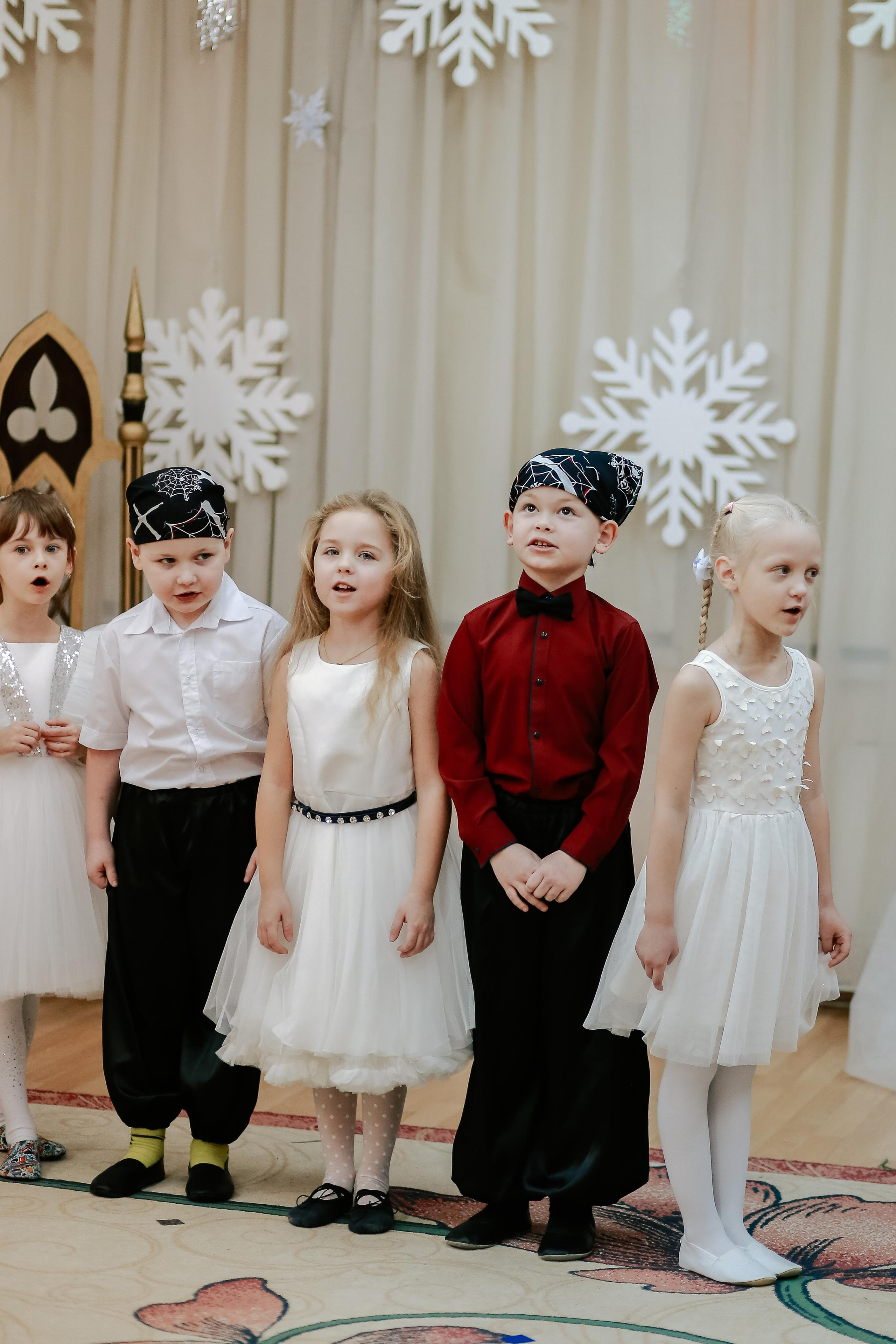 Дед Мороз в детском саду. Антонина Морозова, профессиональный семейный фотограф видеограф
