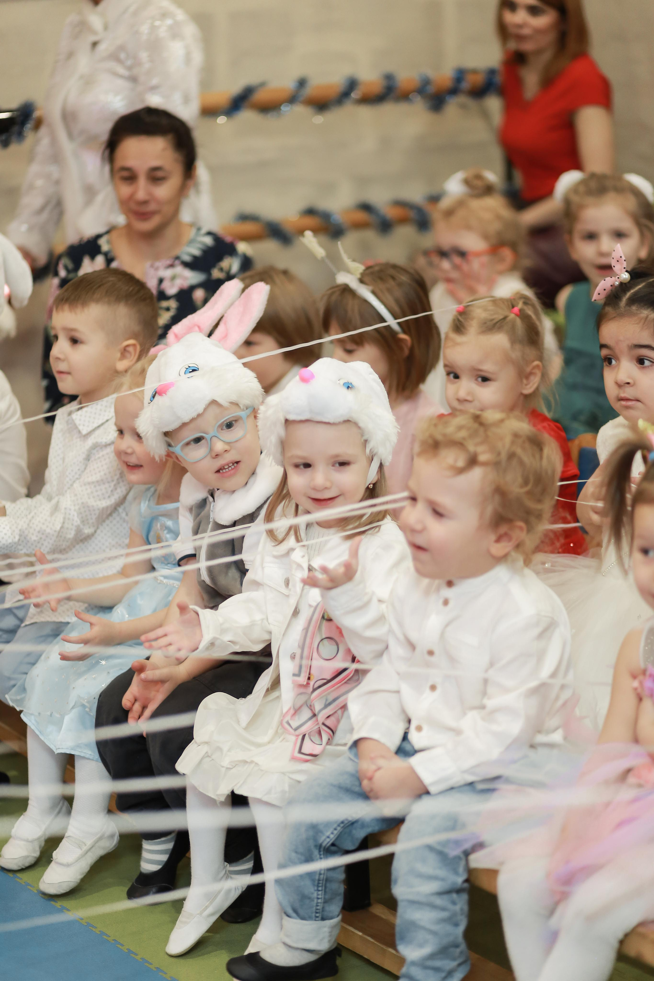 Ёлка в Любопытном Апельсине. Антонина Морозова, профессиональный семейный фотограф видеограф