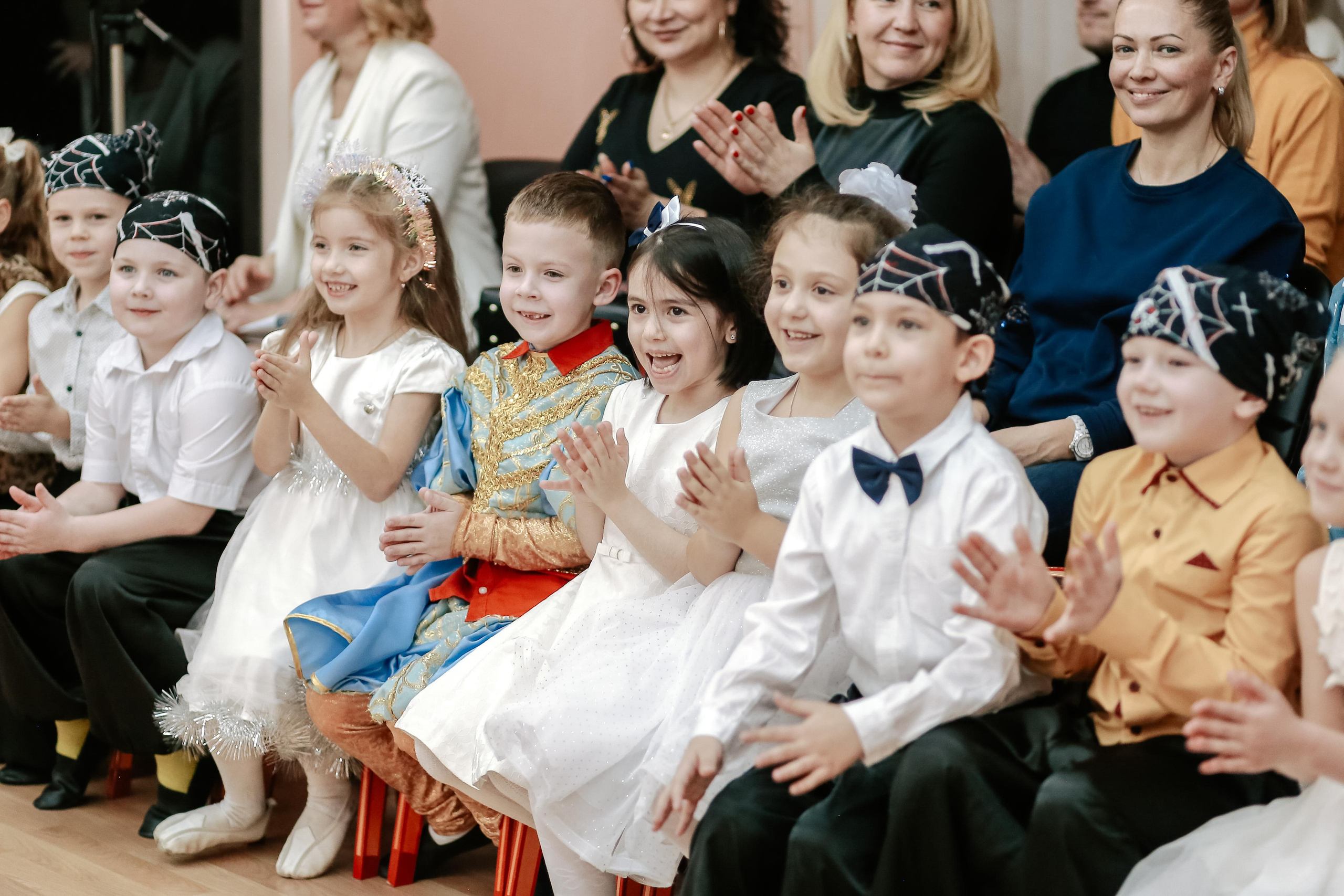 Дед Мороз в детском саду. Антонина Морозова, профессиональный семейный фотограф видеограф