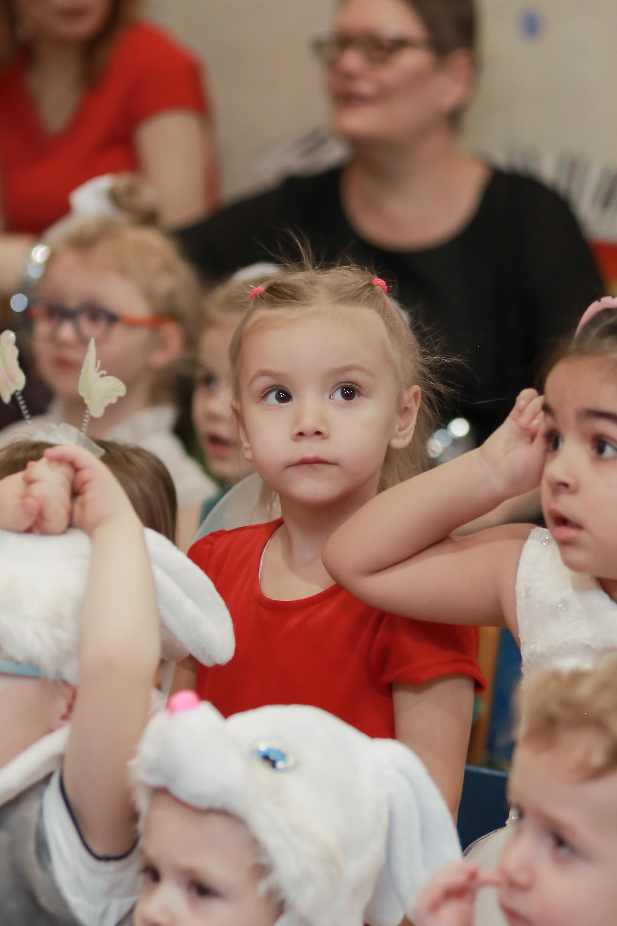 Ёлка в Любопытном Апельсине. Антонина Морозова, профессиональный семейный фотограф видеограф