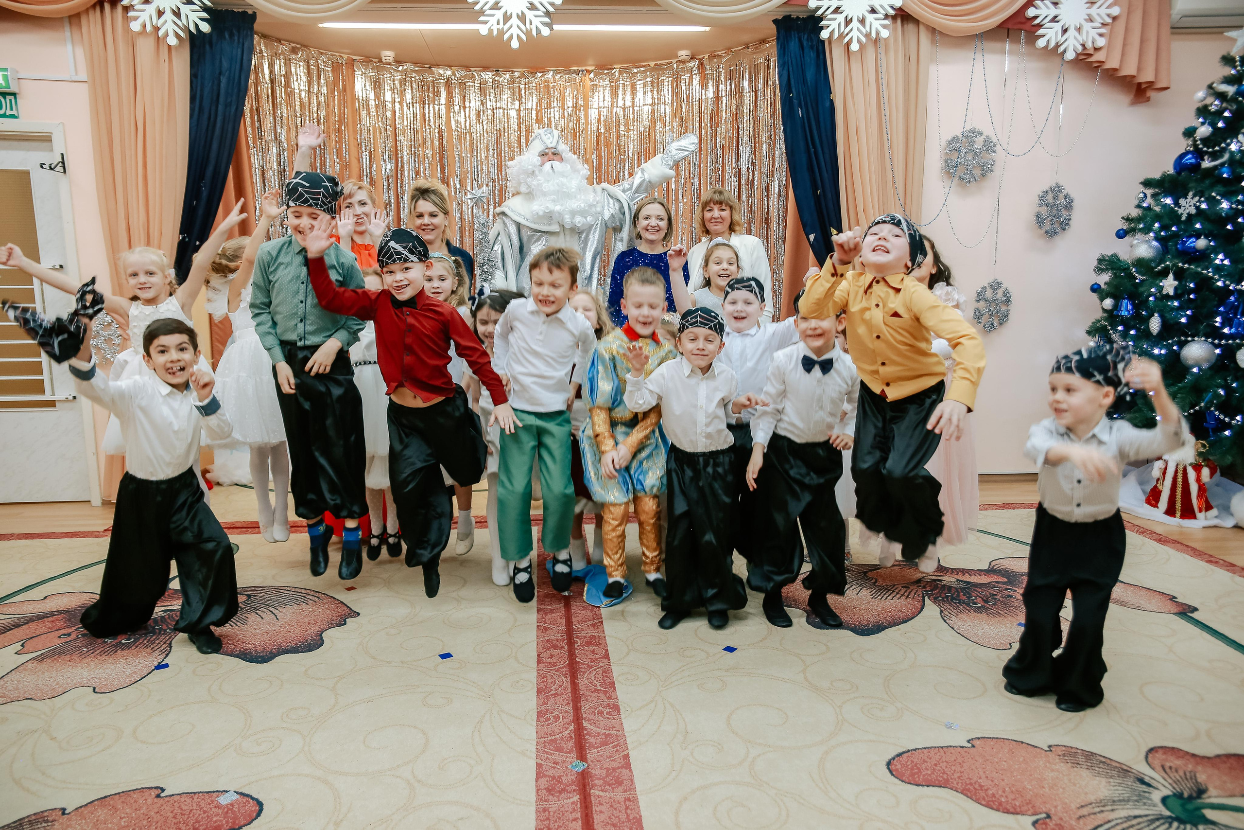 Дед Мороз в детском саду. Антонина Морозова, профессиональный семейный фотограф видеограф