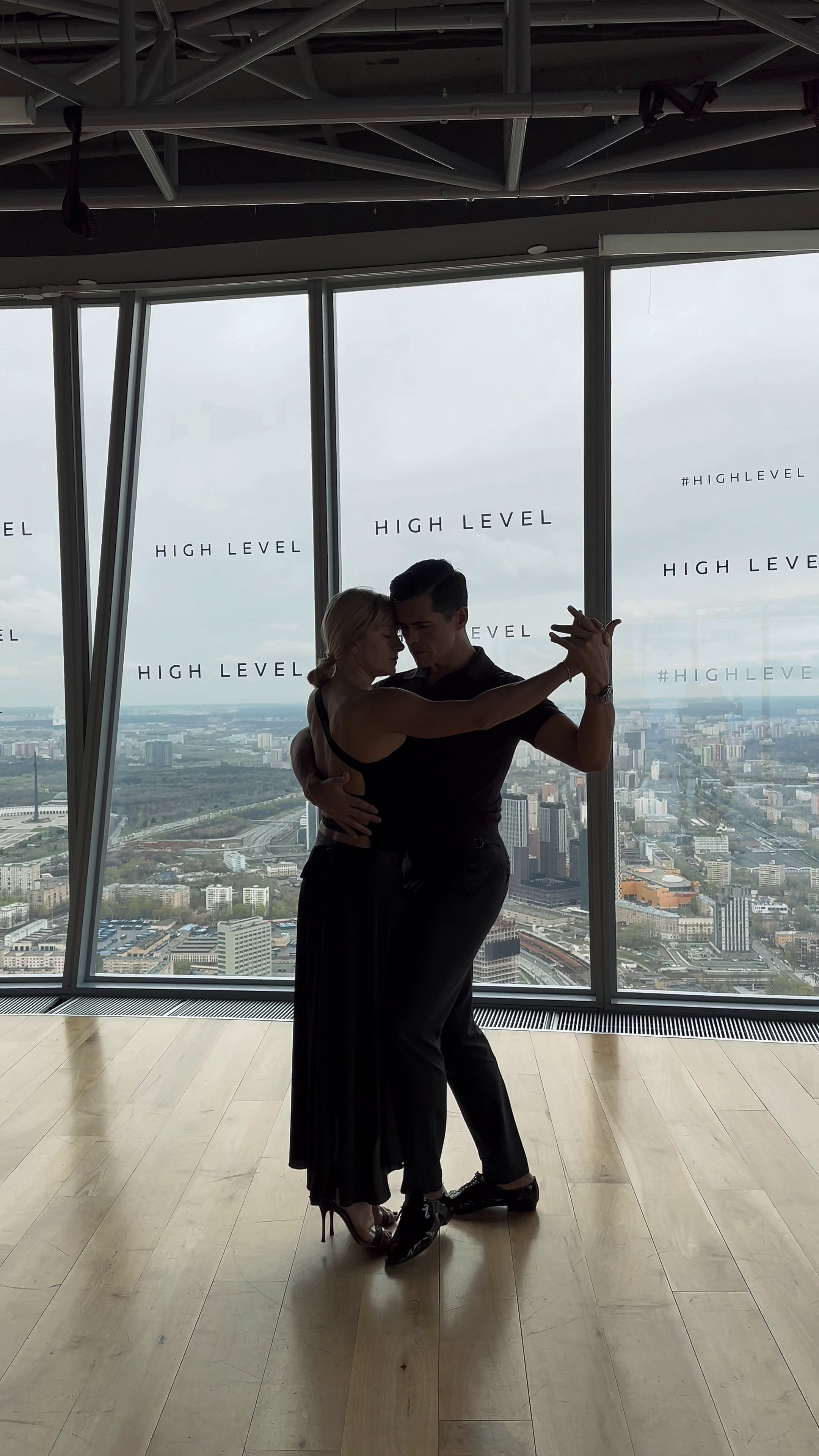 Видео. Фотограф/рилсмейкер в Москве и МО. Свадьбы, индивидуальные съемки, лавстори, беременность, мероприятия, бренды