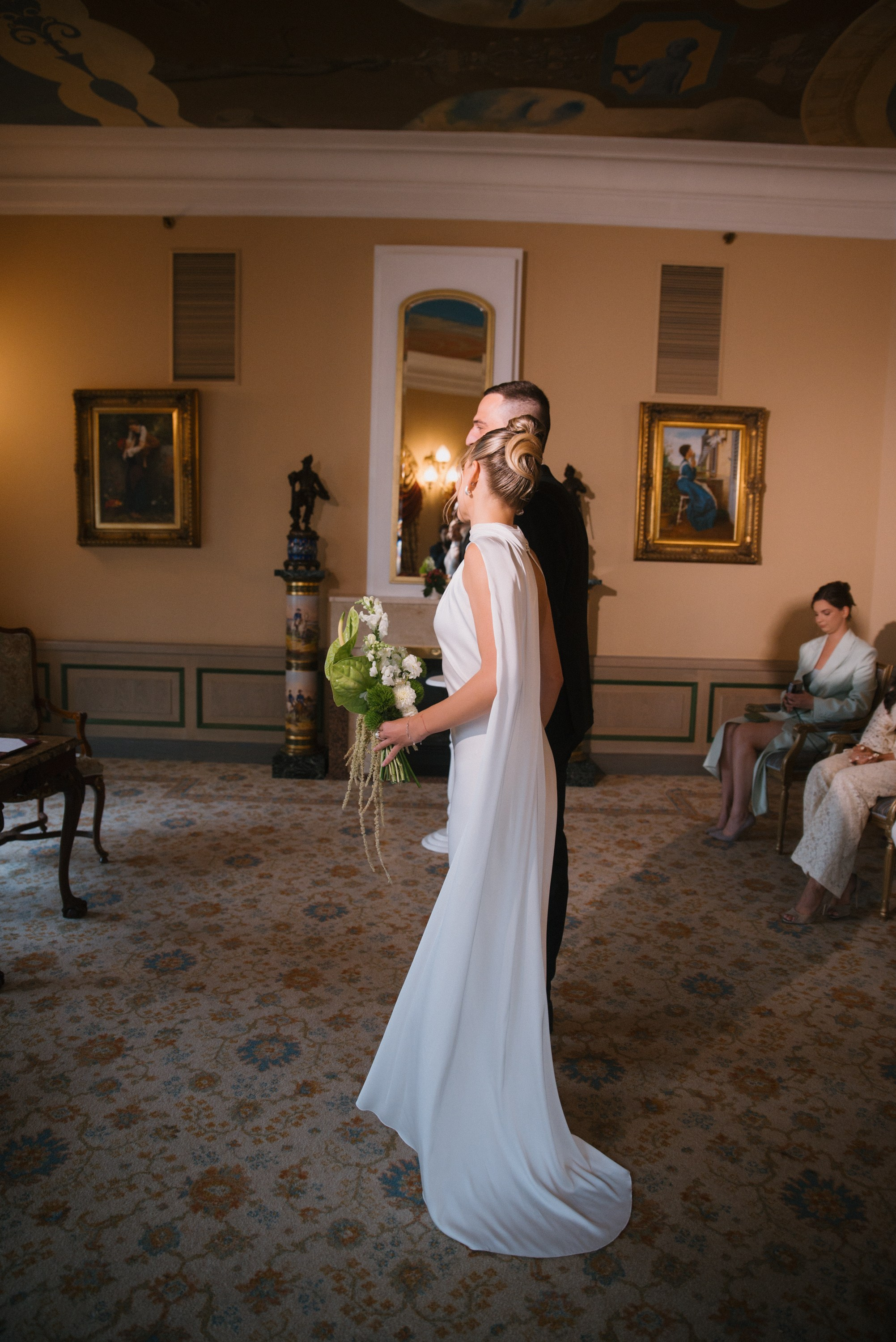 Александр & Ирина (отель/роспись). Свадебный, семейный, женский фотограф в Москве, Мытищах, Королёве Ксения Узилле