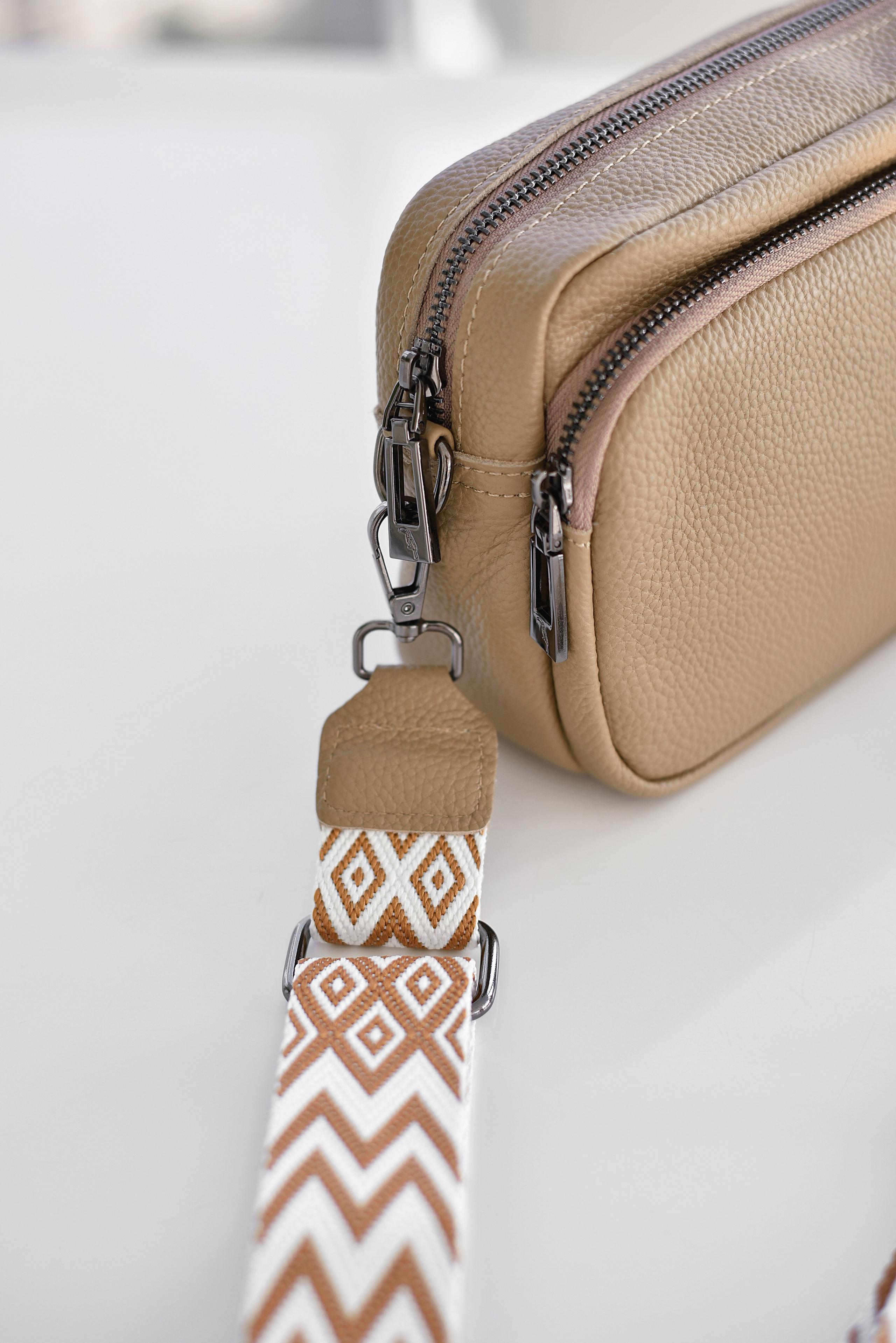 Кейс «Сумки для Melena shop». Фотограф Таина Комбарова