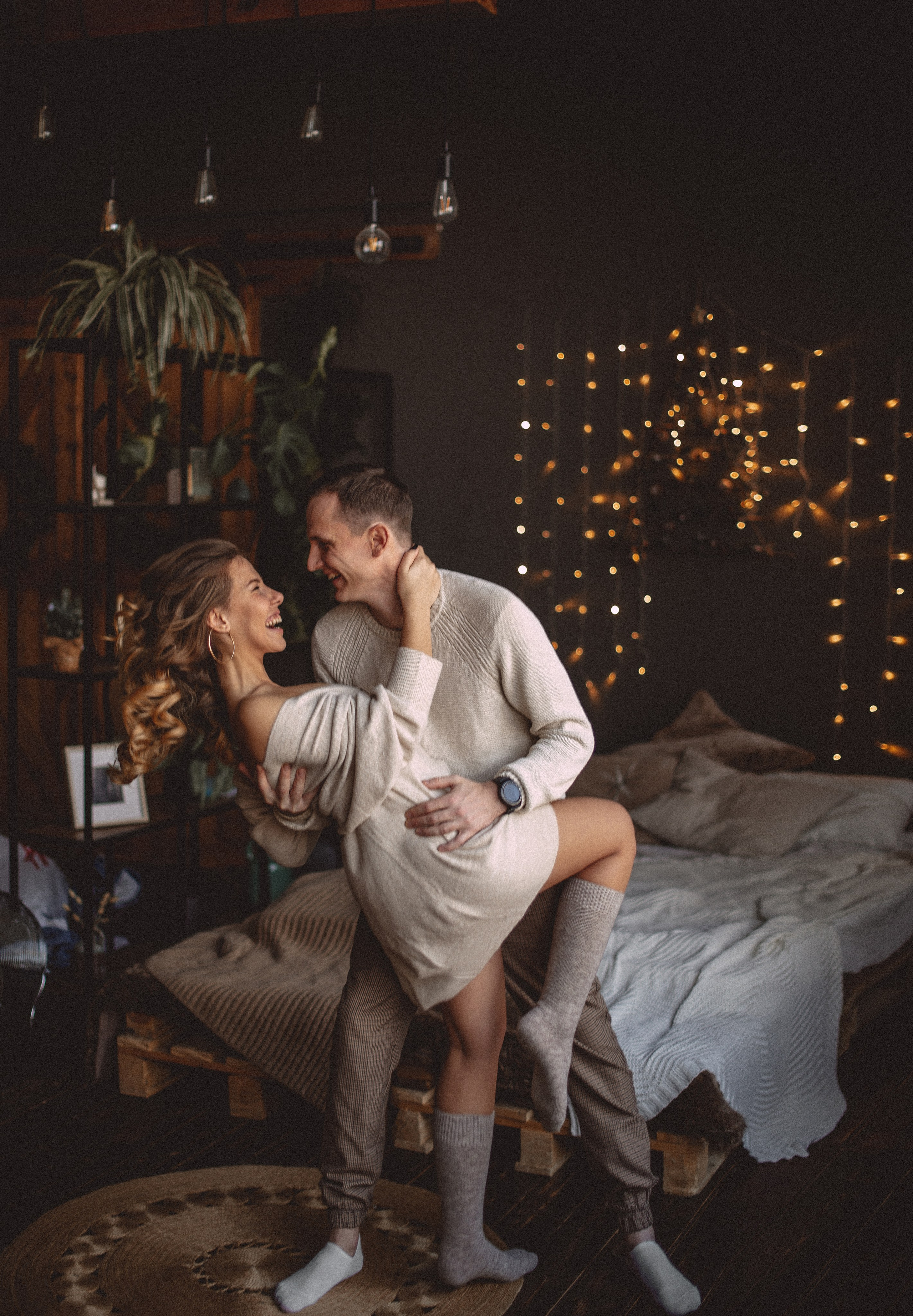 Новогодняя фотосессия Лавстори в студии. Семейная фотосессия Бутово Москва фотограф Алина Морщагина