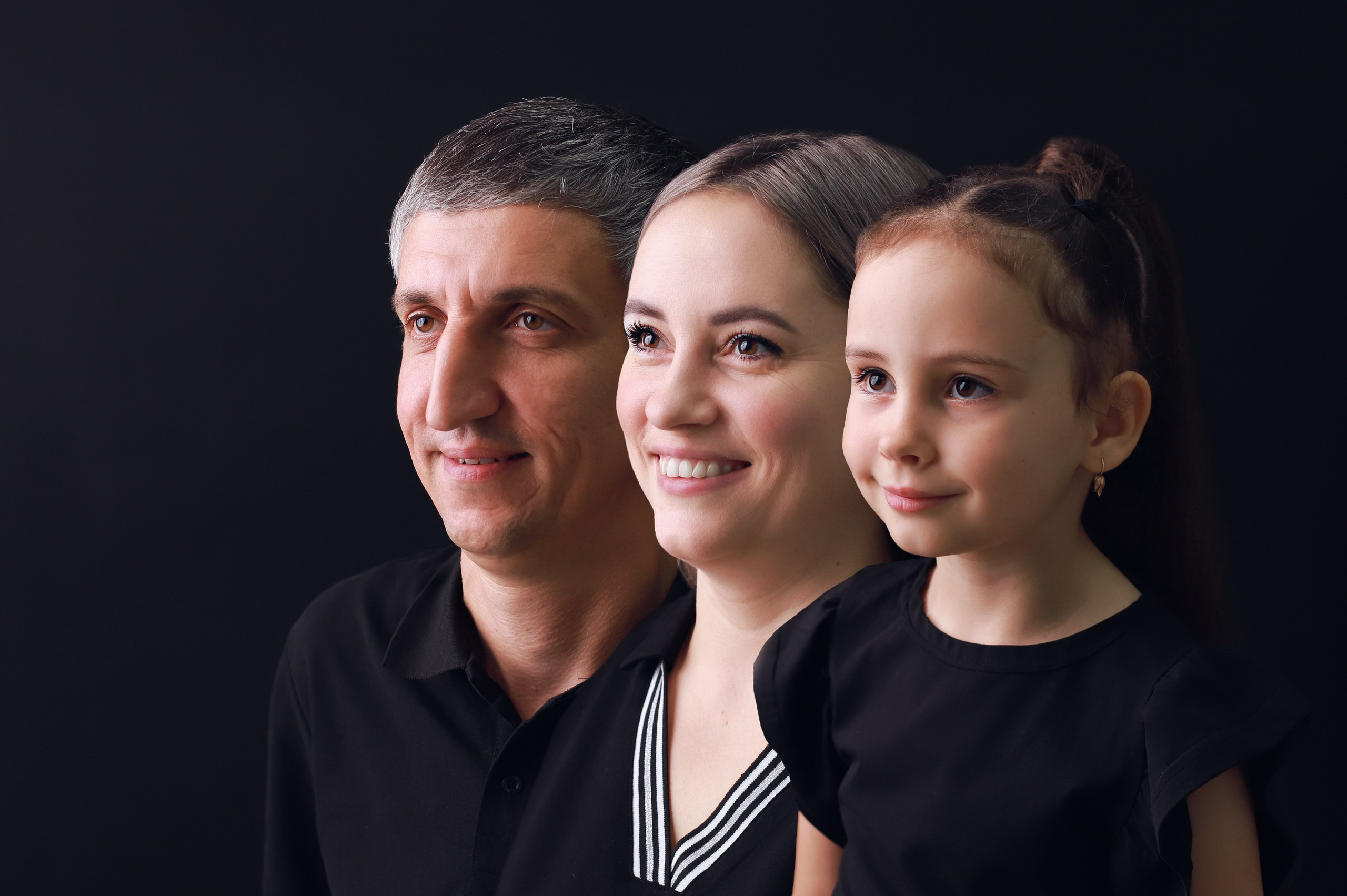 Семейный портрет «Наследие». Фотограф новорожденных в г. Россошь Виктория Нечепуренко