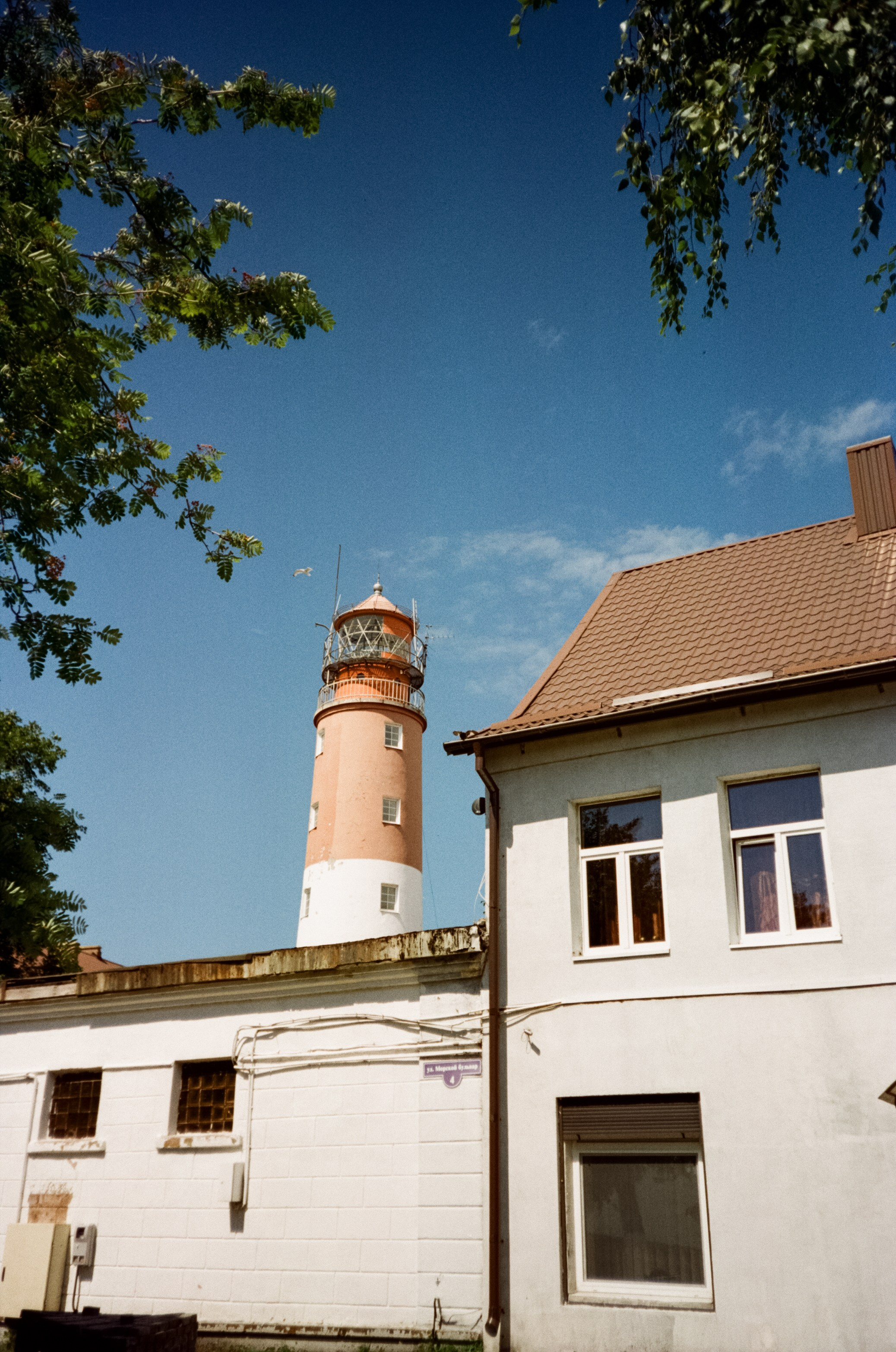 Балтийск.Море, корабли, маяк и улочки города. Фотограф-документалист Мария Осокина