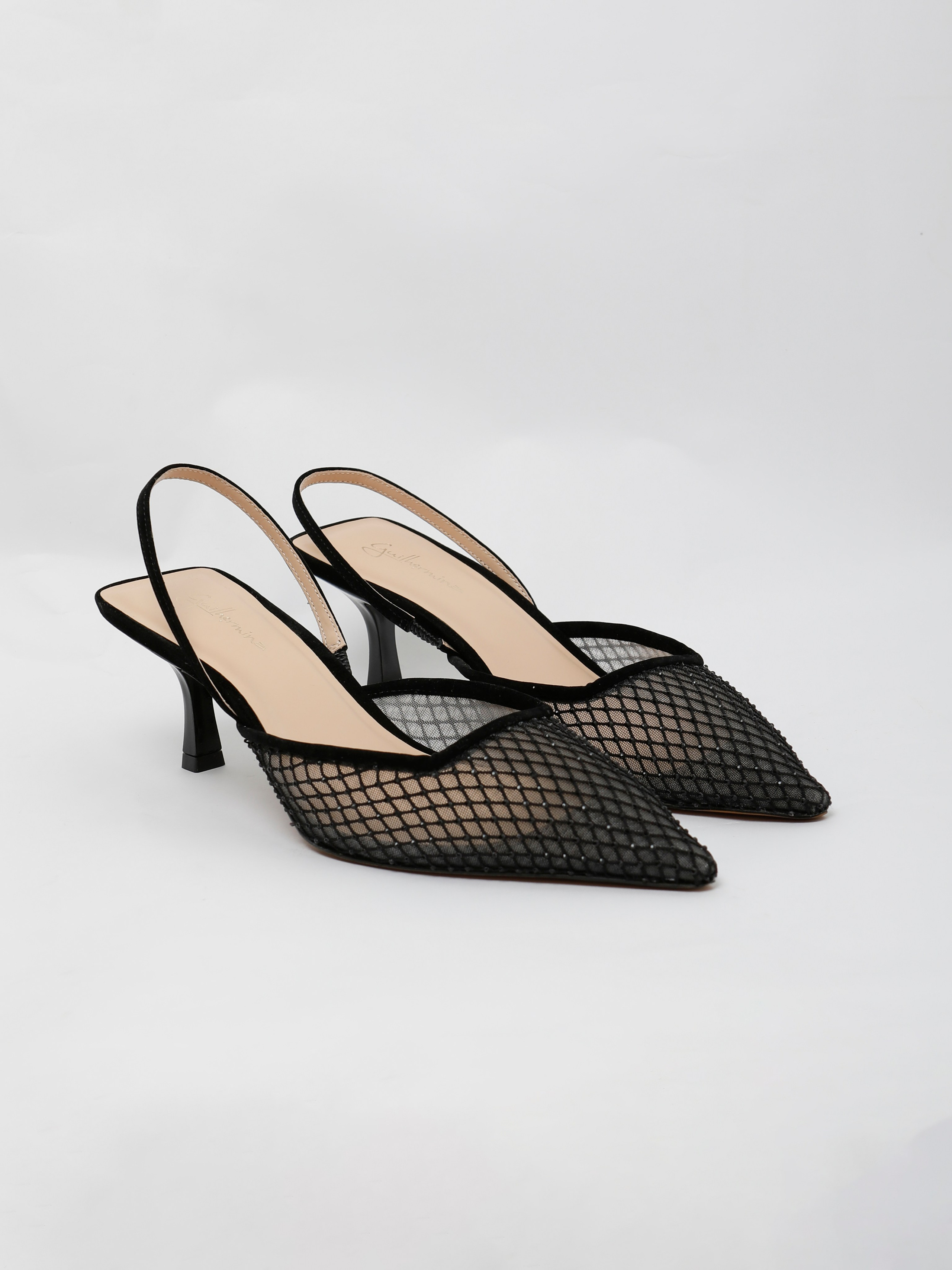 Guilhermina. Elizabeth Marriott