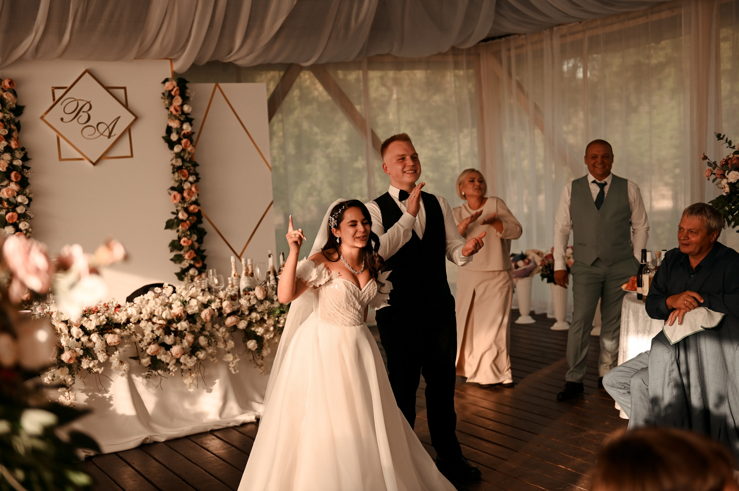 Шикарные ребята Владислав и Анастасия. Свадебный, семейный, детский, контент фотограф в Омске Максим Ильин