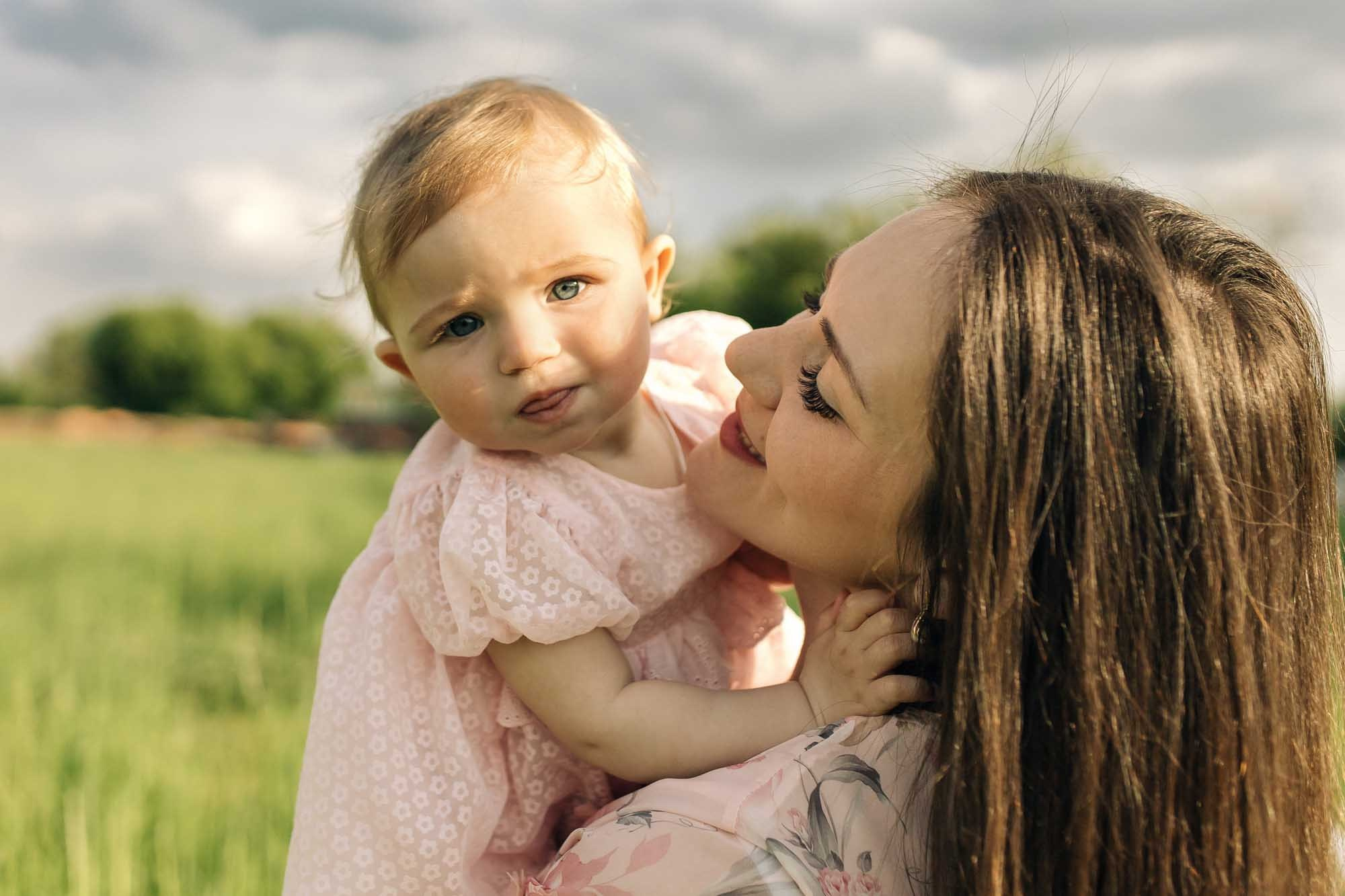 Алёна и София. Фотограф таинства крещения в Бресте Светлана Будько
