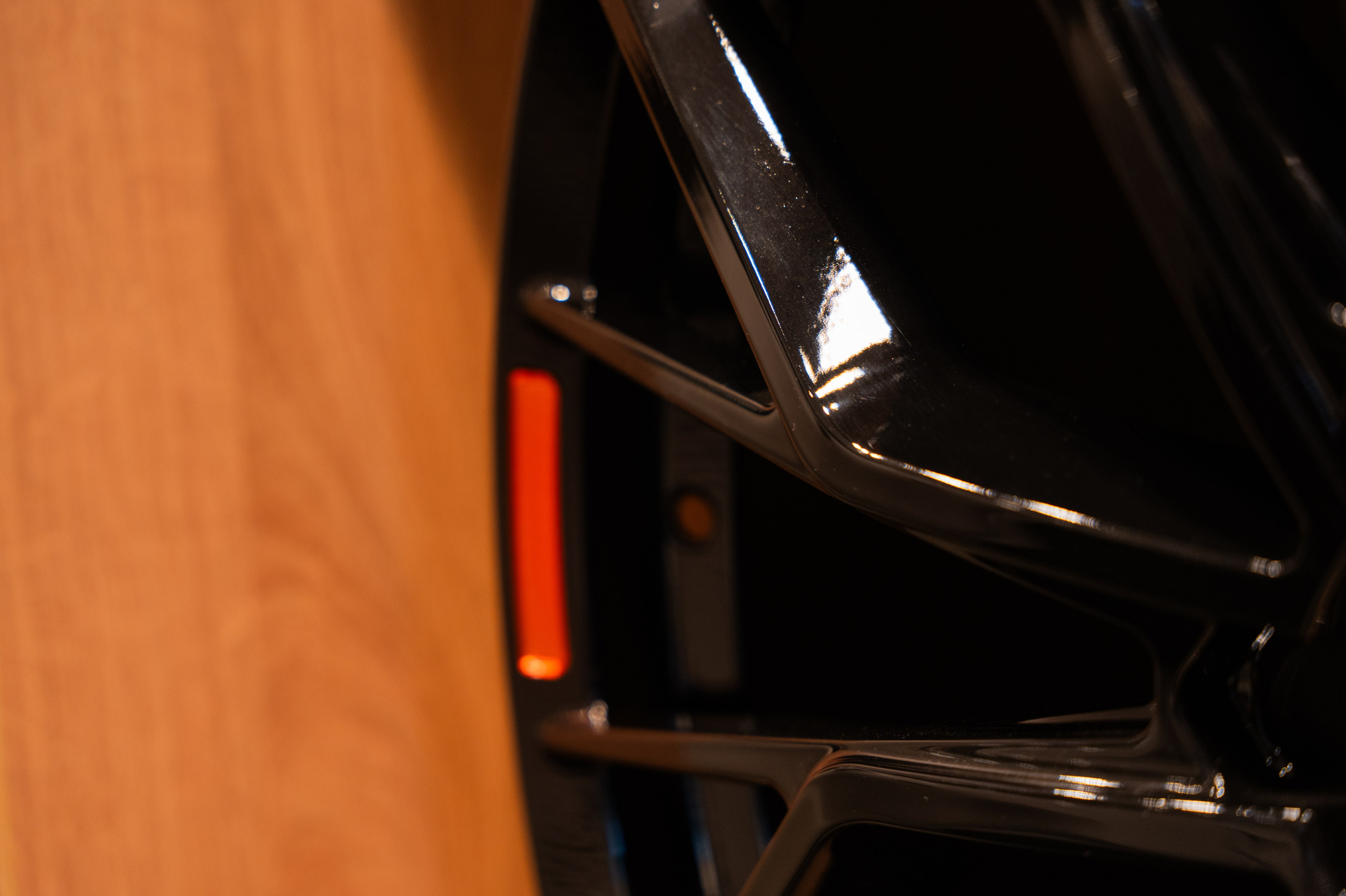 Интерьерная фотосъемка автосалона Elrus в Краснодаре. Zeekr, LiXiang Профессиональная фотосъемка интерьера премиум-автосалона в Краснодаре. Шедевры для Вас! Фотограф и Видеограф в Краснодаре Пахиев Руслан