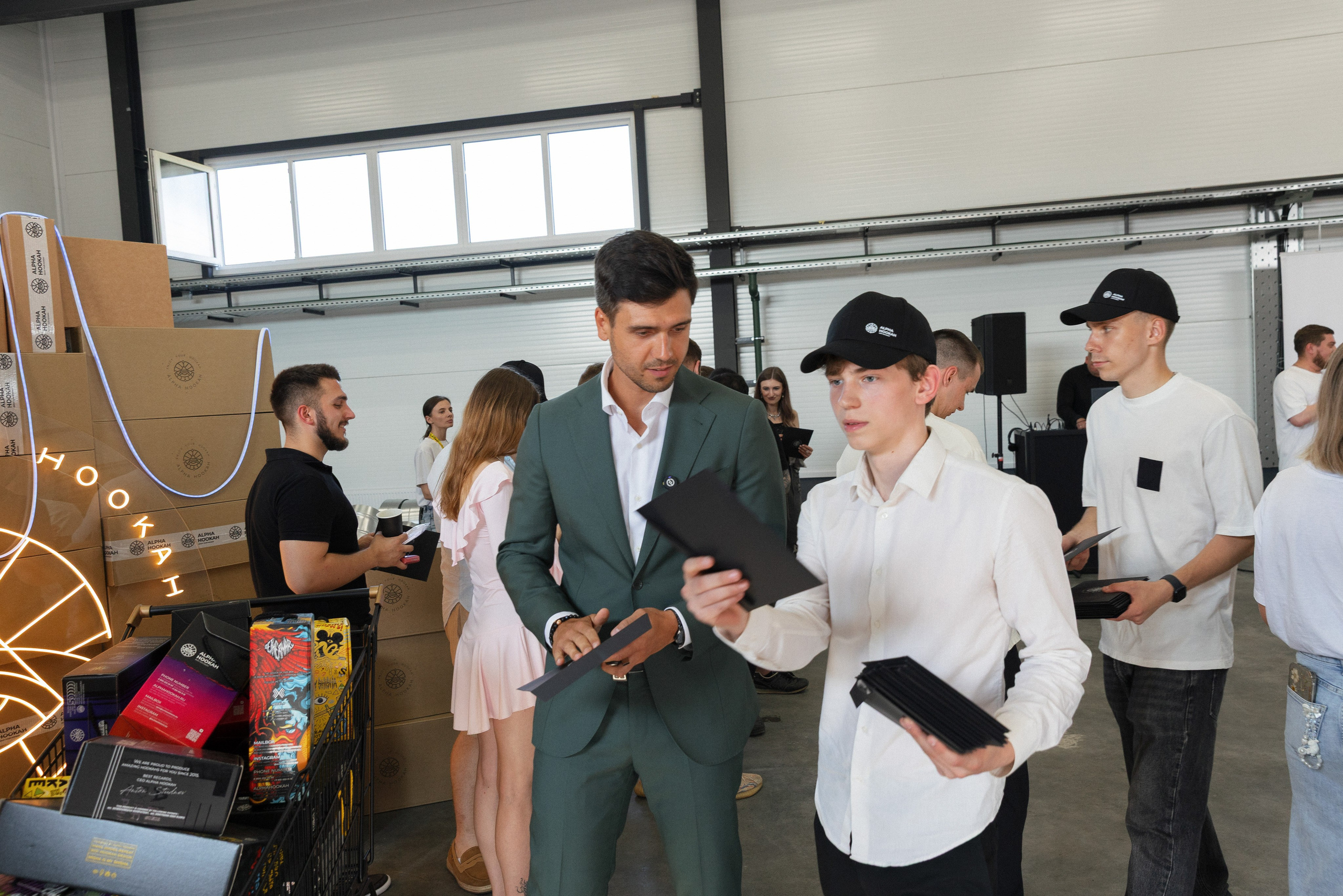 Alpha Hookah. Свадебный и репортажный фотограф в Санкт-Петербурге Николай Голованов