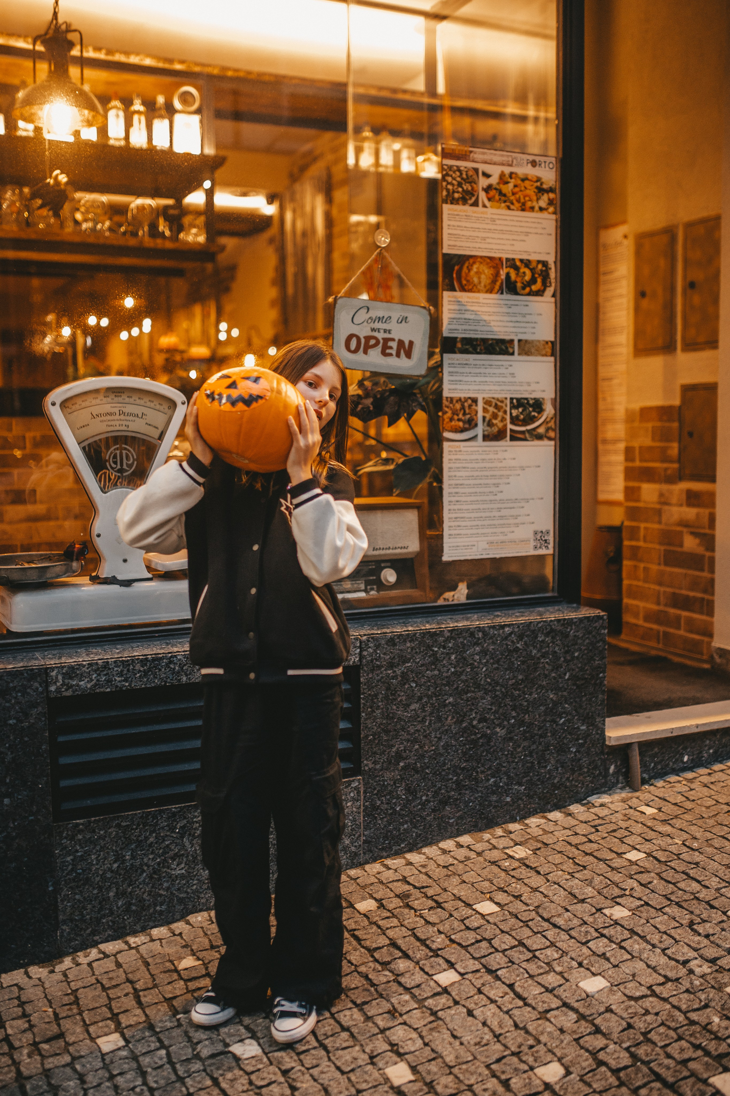 Wedding and family photographer OLGA KILVEIN