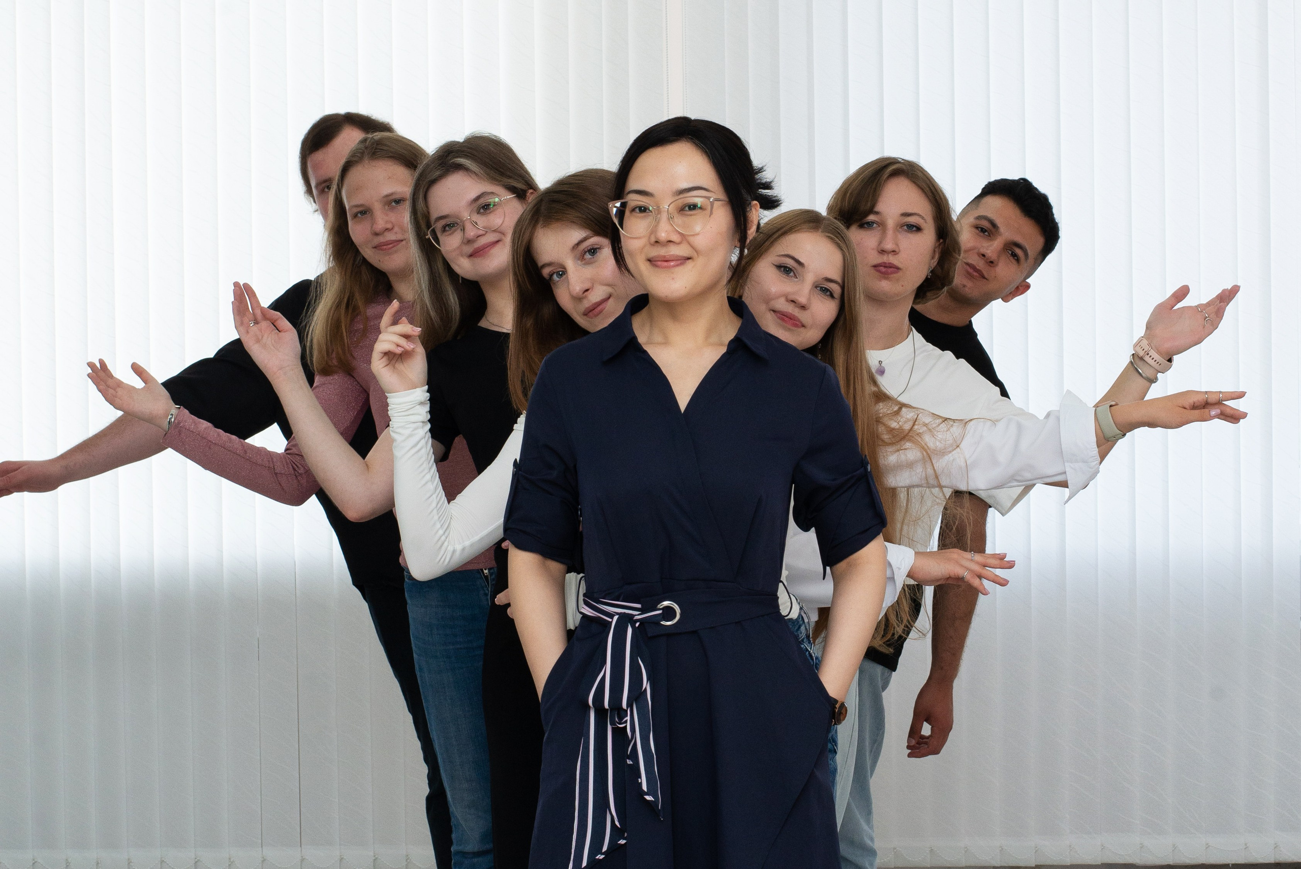 Последний звонок ин. яз. 2024. Портретный фотограф Марина Тамбовская