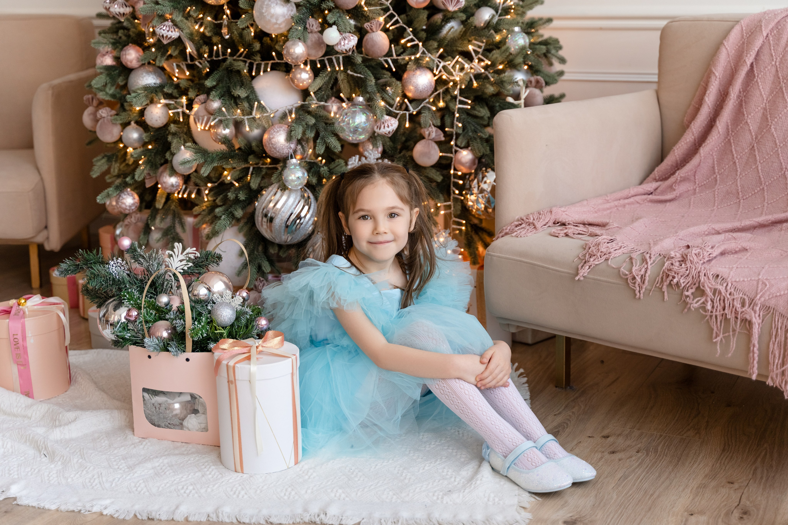 Новогодняя фотосессия для чудесной семьи. Свадебный и семейный фотограф в Санкт-Петербурге Олеся Еремеева