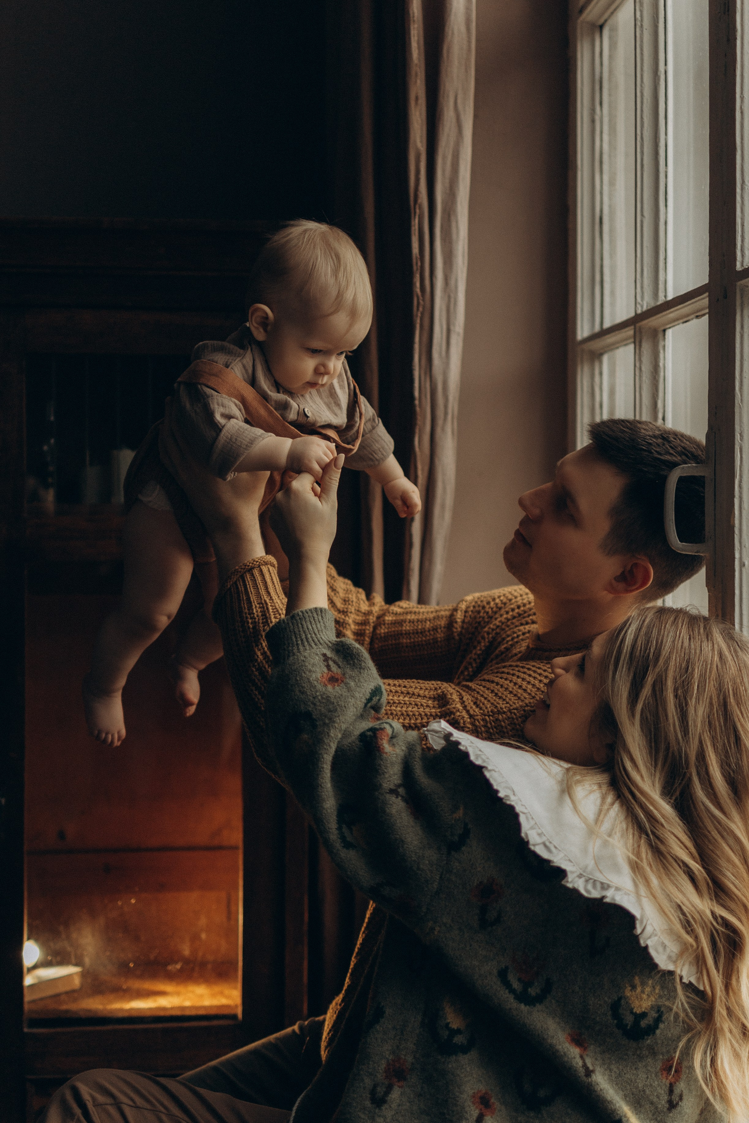 Оля, Никита и малыш Мирослав. Семейный, домашний, ньюборн фотограф Москва Цветкова Елизавета
