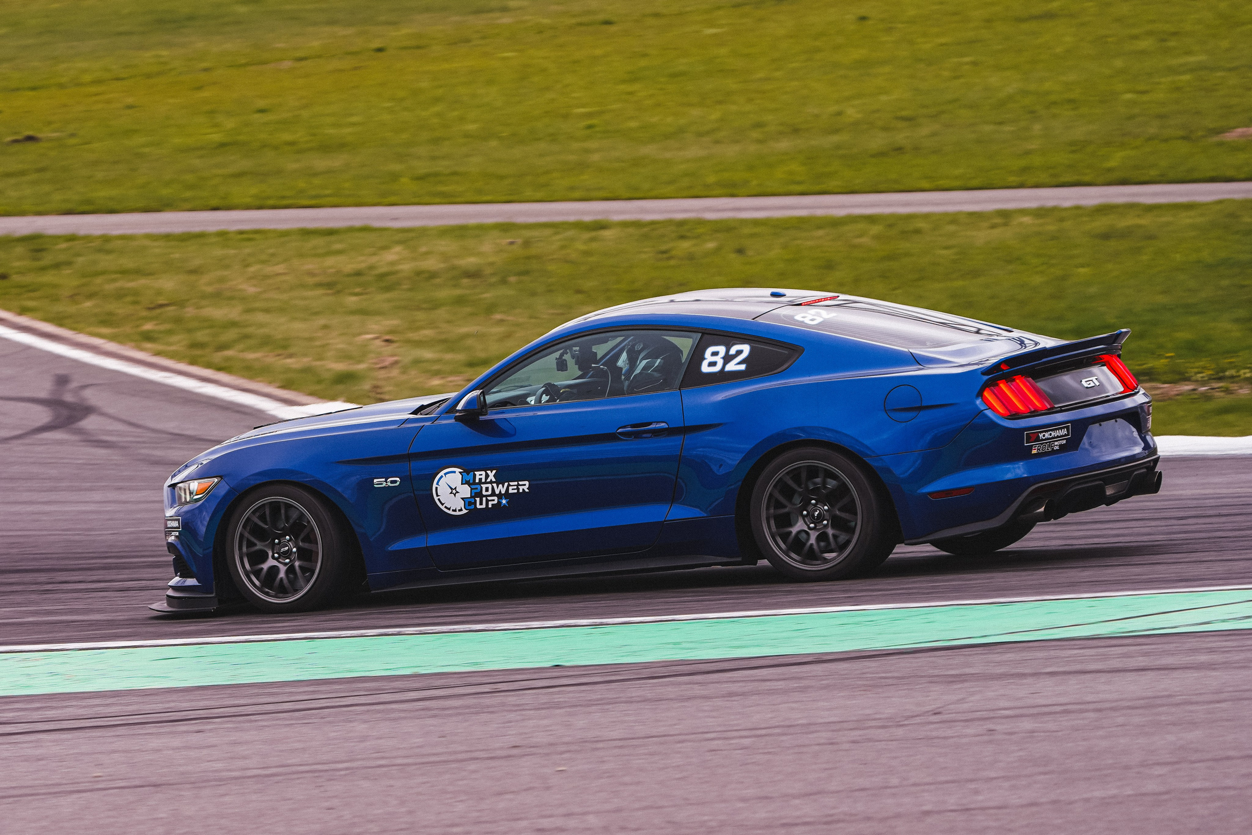 Mustang track days. Автомобильный фотограф Шакая Кирилл