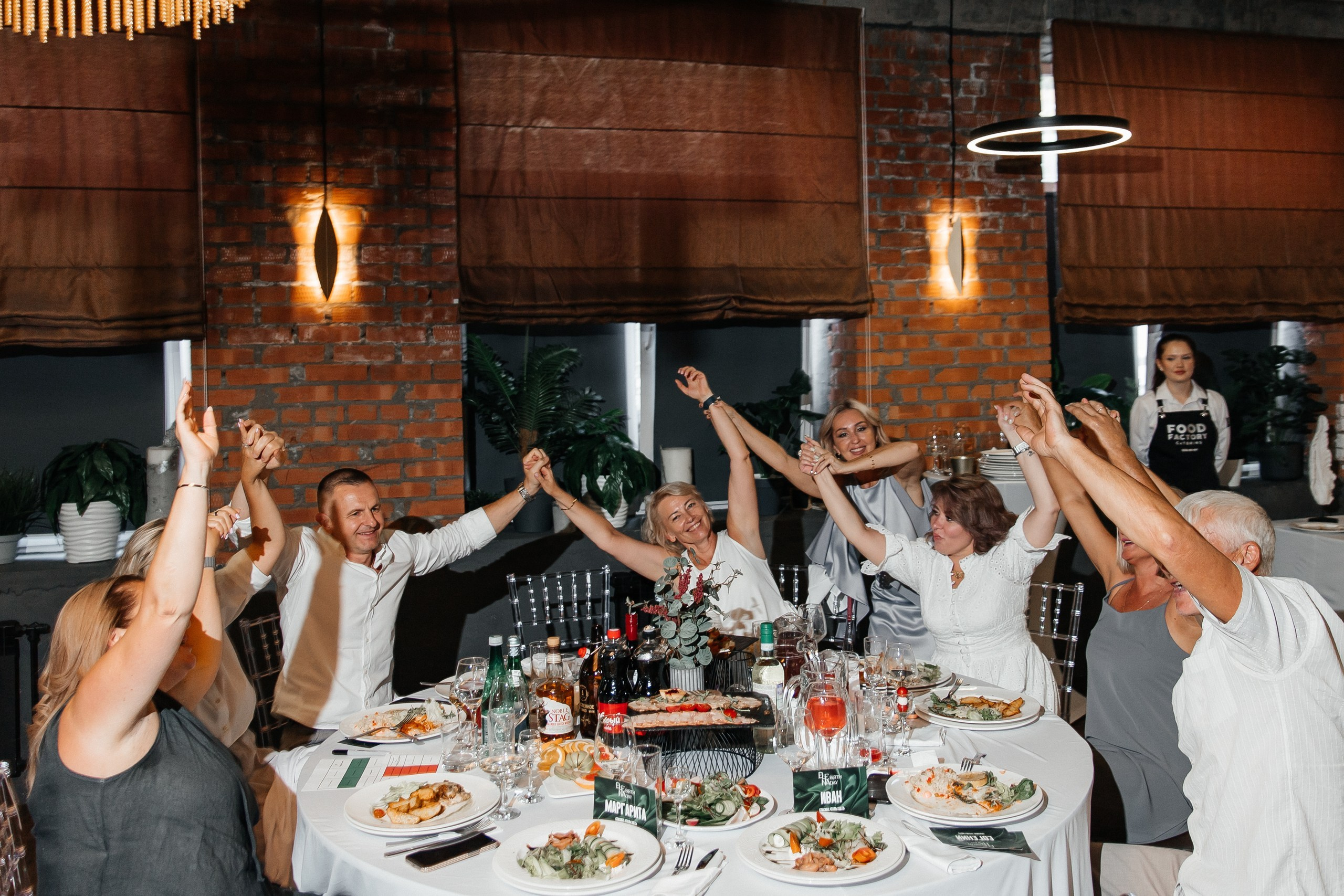 День рождения Елены. Свадебный и репортажный фотограф в Новосибирске Федор Гладков