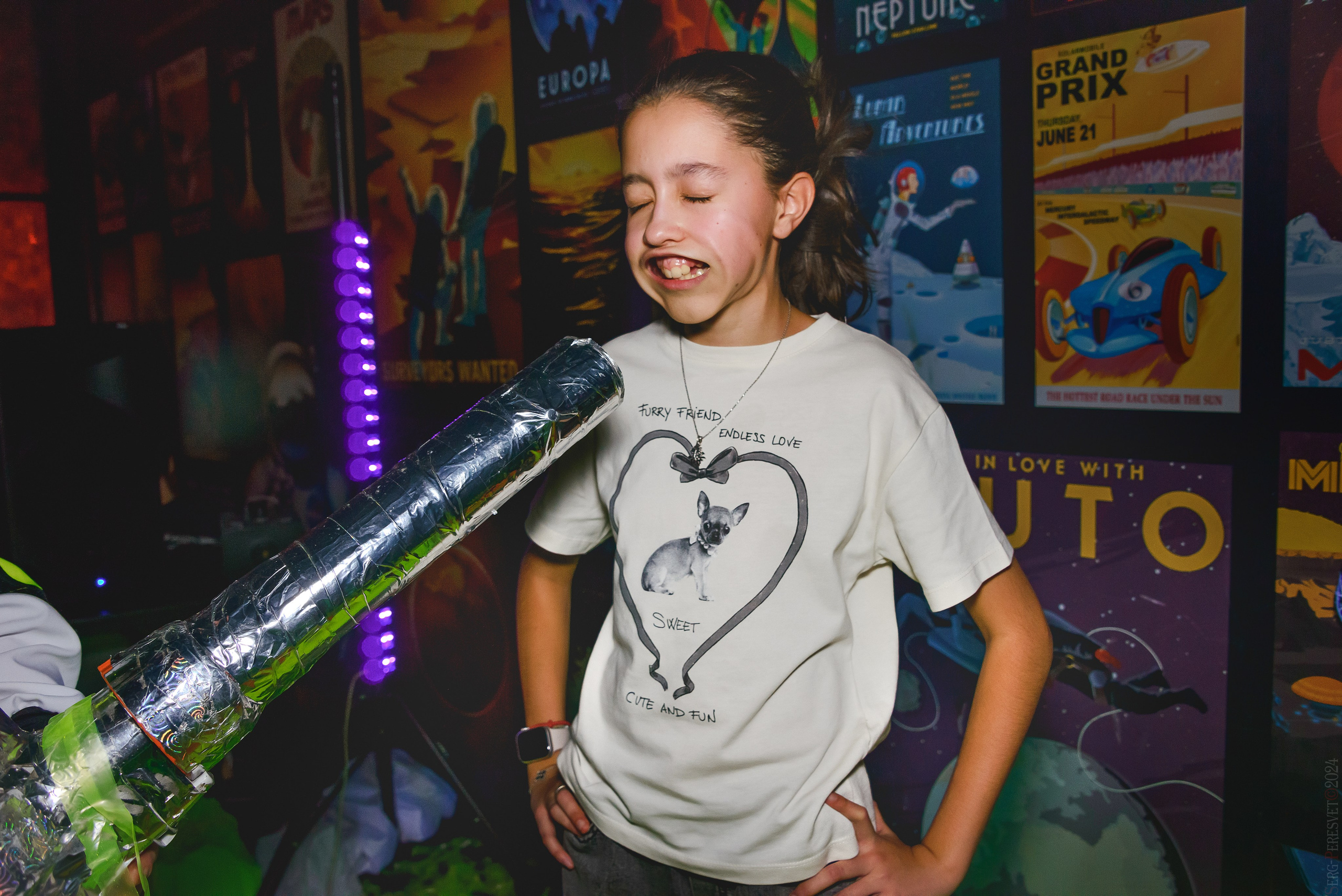 День рождения — шоу 2024-25: мафия, сахарная вата, бумажная дискотека, пиньята, зеркальный лабиринт. Ваш фотограф на праздник в Москве, Раменском, Жуковском, Люберцах