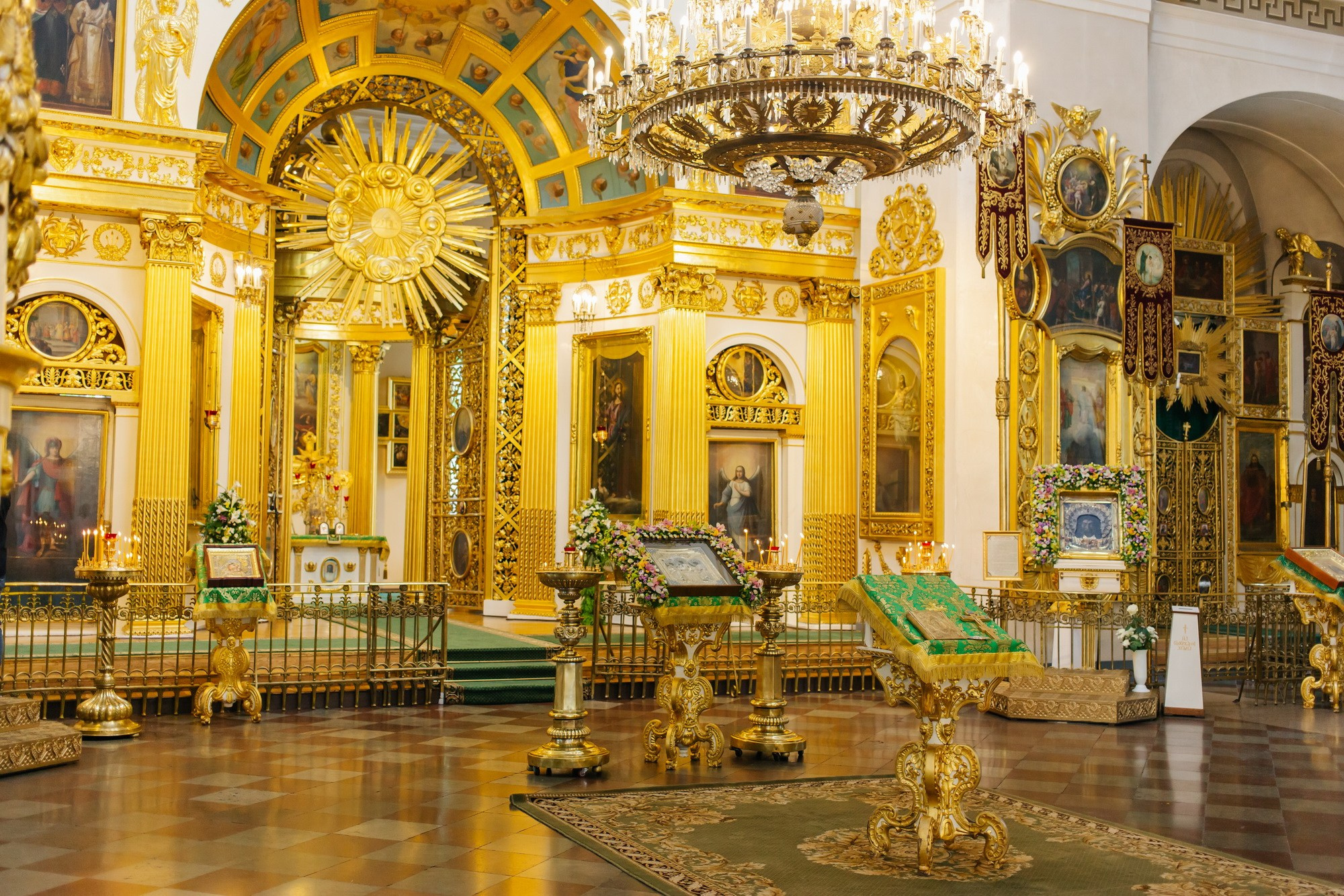 Венчание в Спасо Преображенском соборе сколько стоит, где повенчаться в Питере, обвенчаться в Санкт Петербурге, какую церковь выбрать для венчания, стоимость венчания в СПб