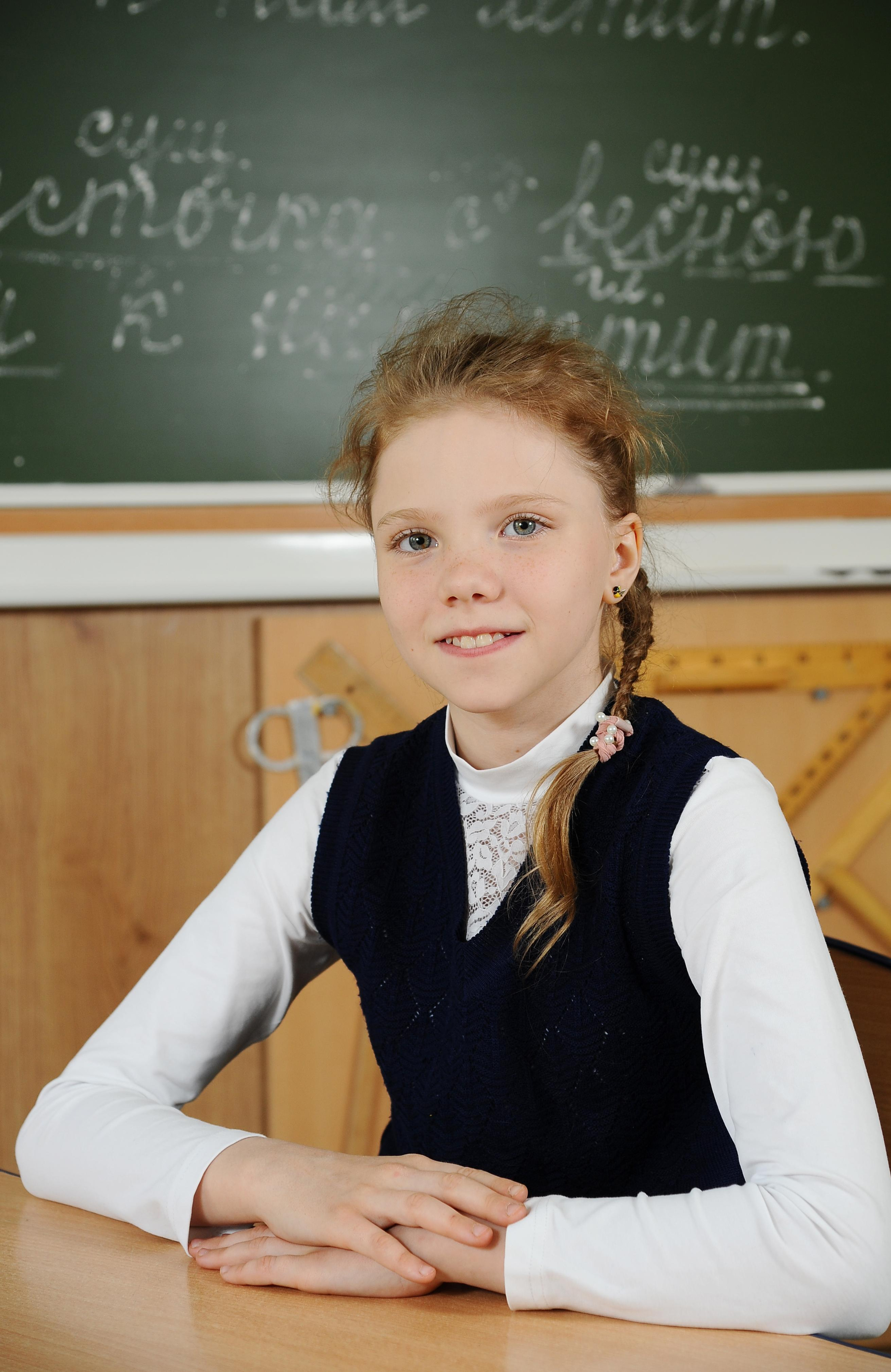 4 класс для альбома. Детский портрет