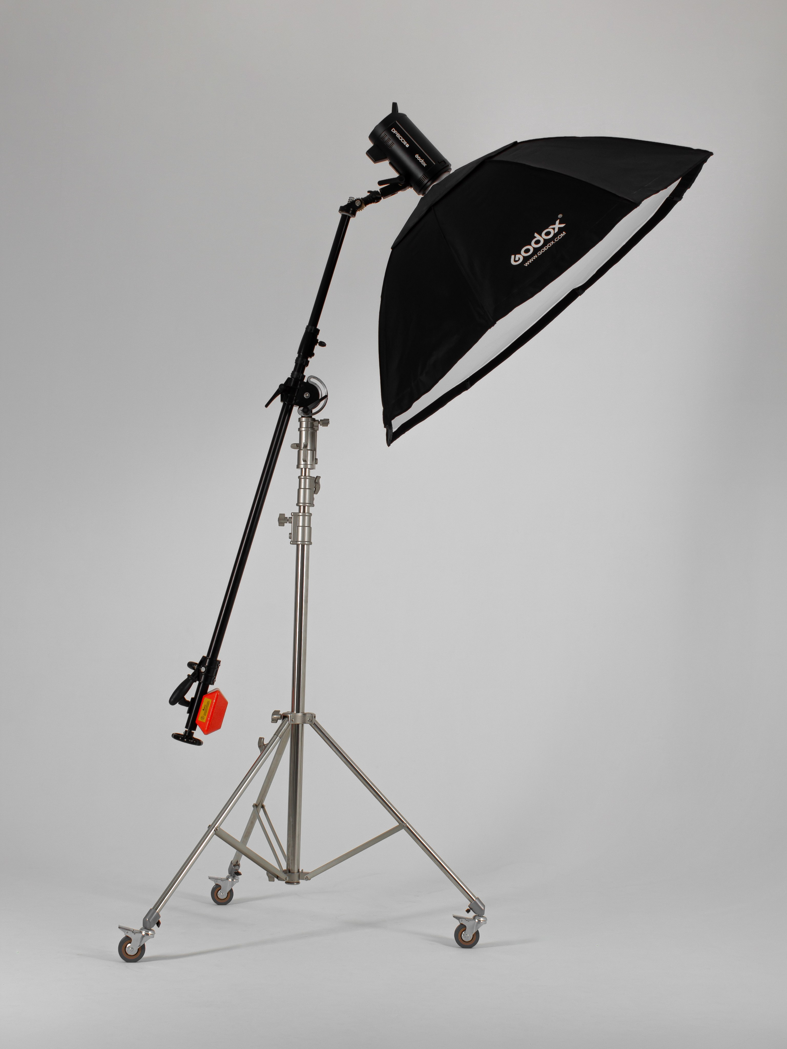 Аренда студии. Фото для маркетплейсов в самых сочных локациях города Сочи