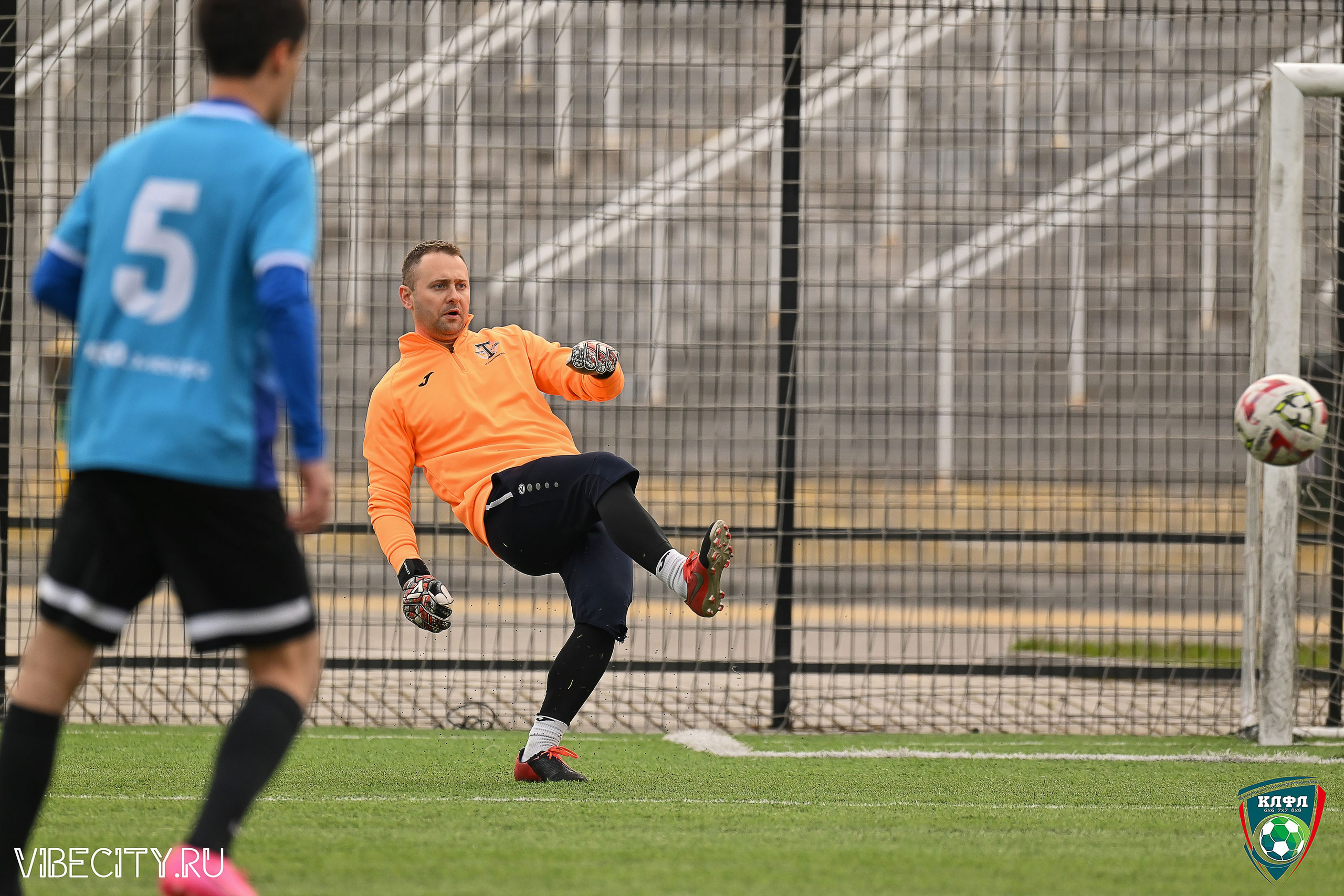 XX ЧЕМПИОНАТ КАЛИНИНГРАДСКОЙ ЛФЛ КАНЦМАРКЕТ39 сезона 2024–2025 гг. VIBECITY.RU Вайб Сити Ру Фоторепортажи Фотоотчеты Калининград