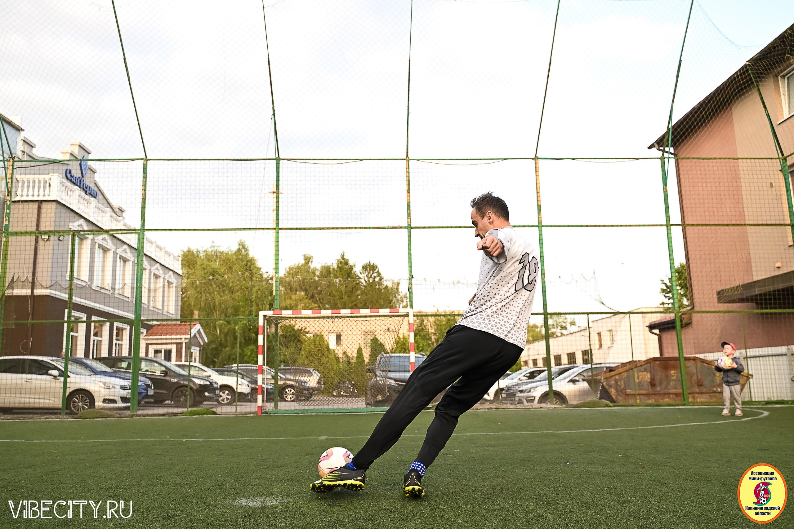 ИГРЫ ПЛЕЙ-ОФФ ПЕРВОГО ДИВИЗИОНА МИНИ-ФУТБОЛЬНОЙ ЛИГИ. VIBECITY.RU Вайб Сити Ру Фоторепортажи Фотоотчеты Калининград