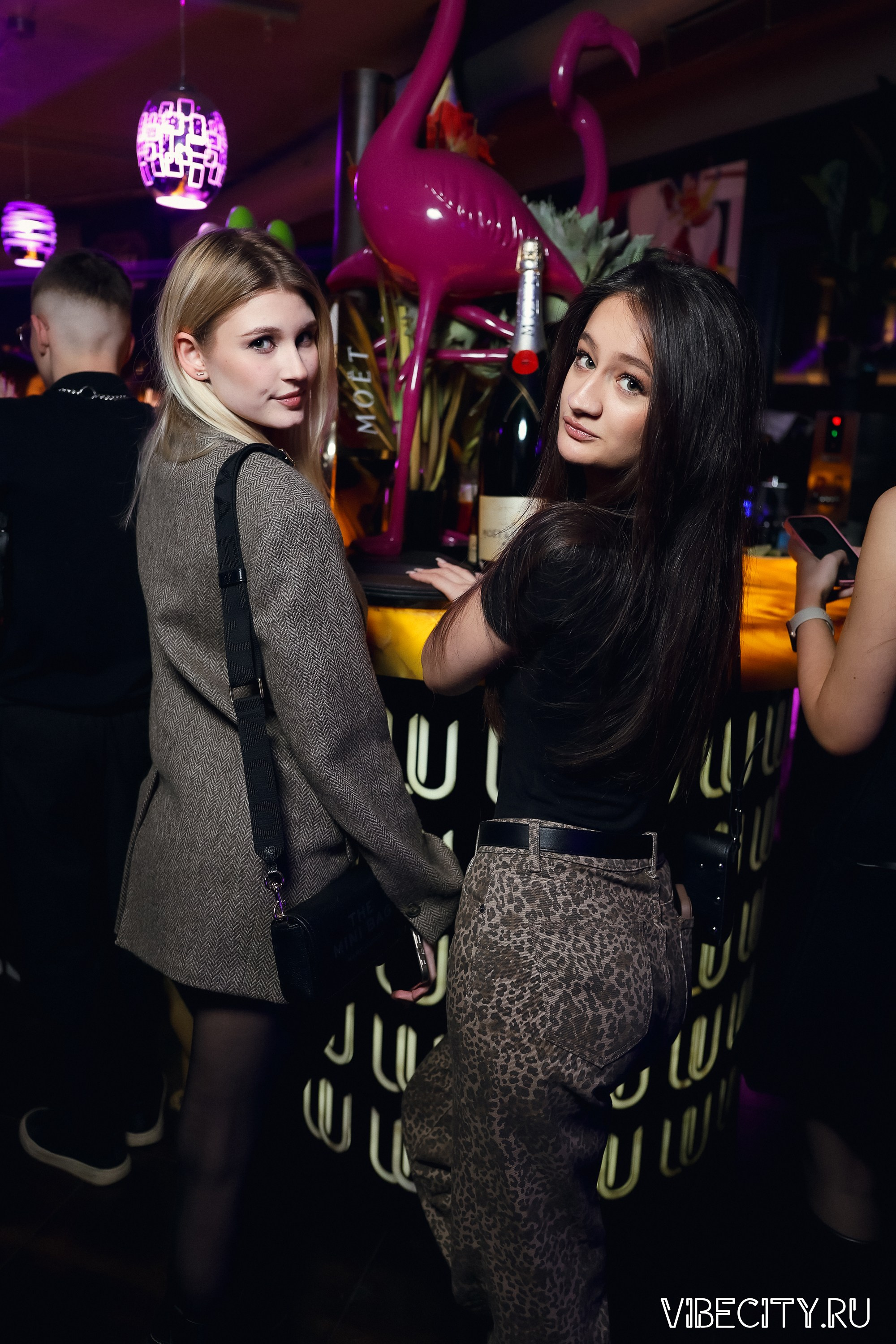 DOUBLE U. VIBECITY.RU Вайб Сити Ру Фоторепортажи Фотоотчеты Калининград
