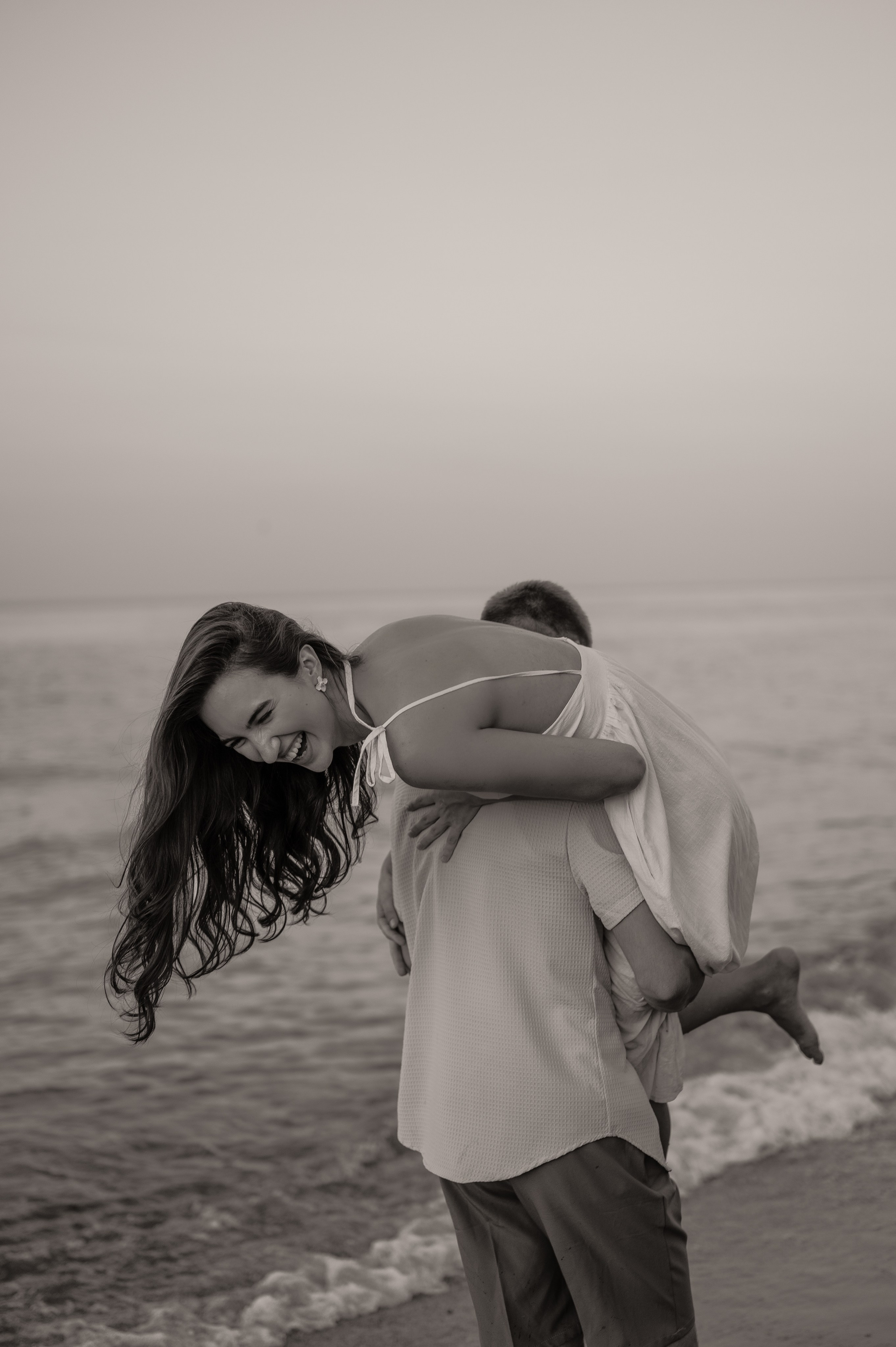 Предсвадебная съёмка на море🌊. Свадебный и семейный фотограф в Краснодаре Алина Мельник