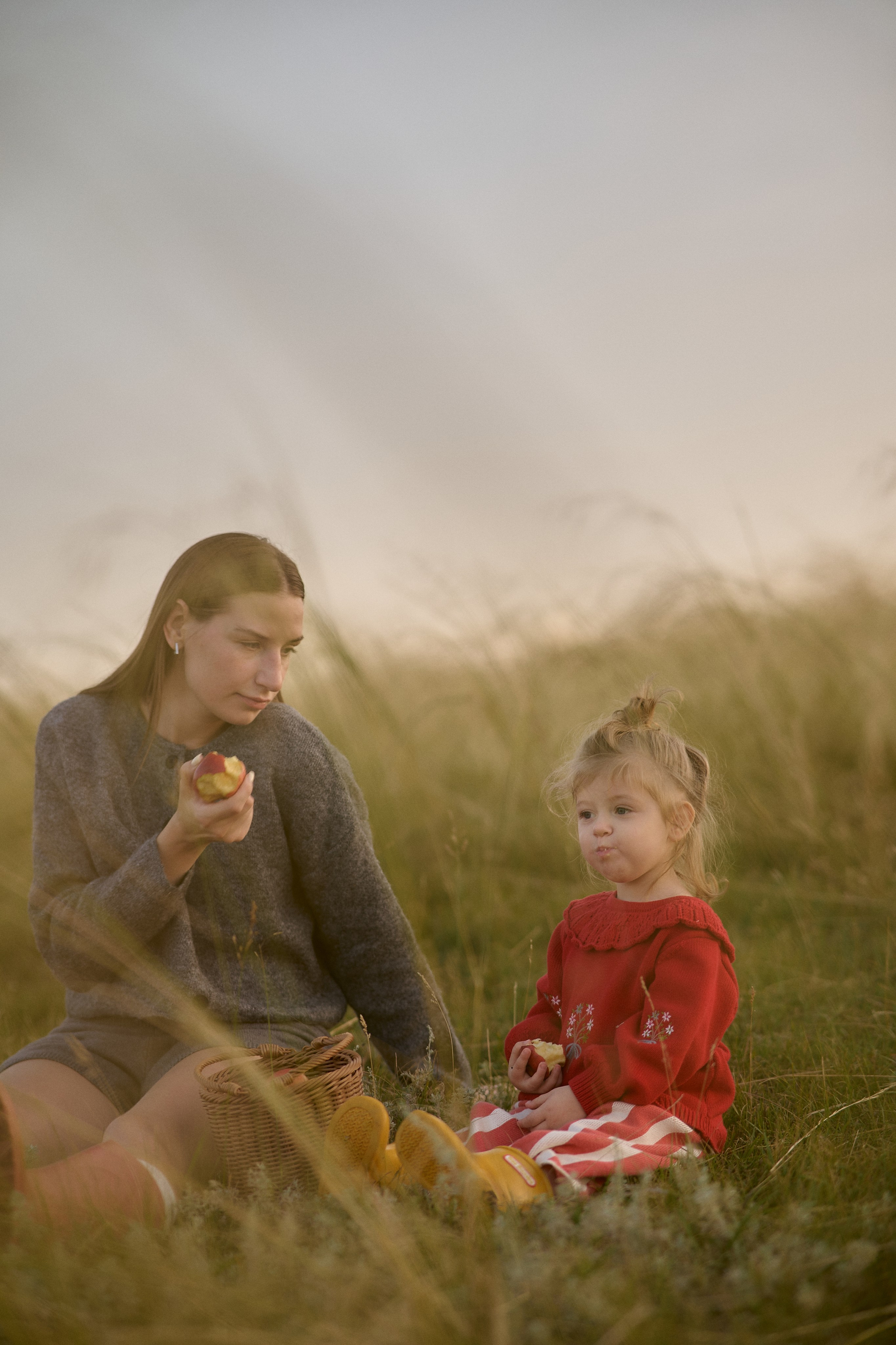 Оля и Аделина. Семейный и свадебный lifestyle-фотограф в Москве Мария Петрова