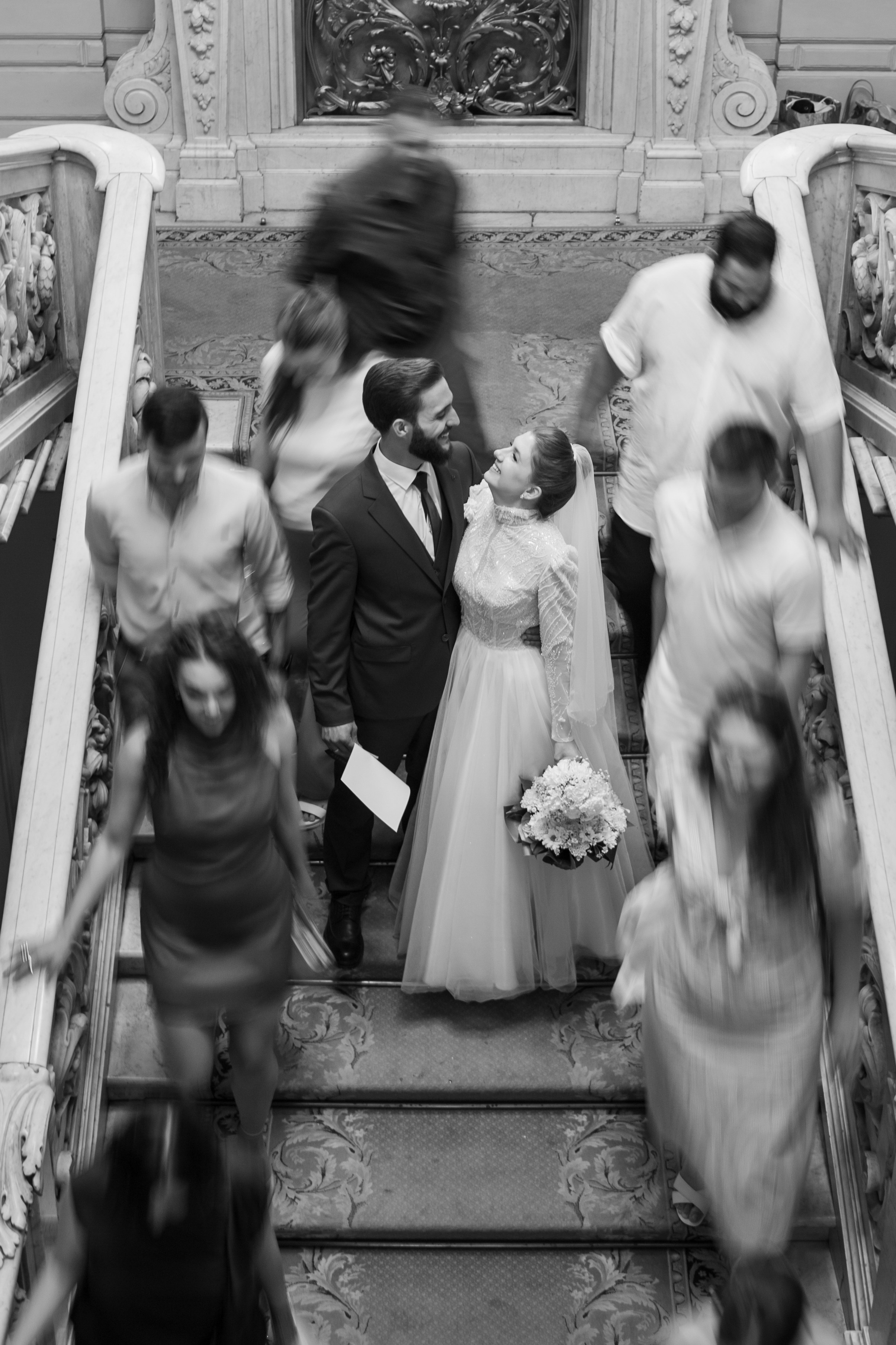 Свадебная фотопрогулка в Петербурге. Свадебный фотограф Кирилл Белый