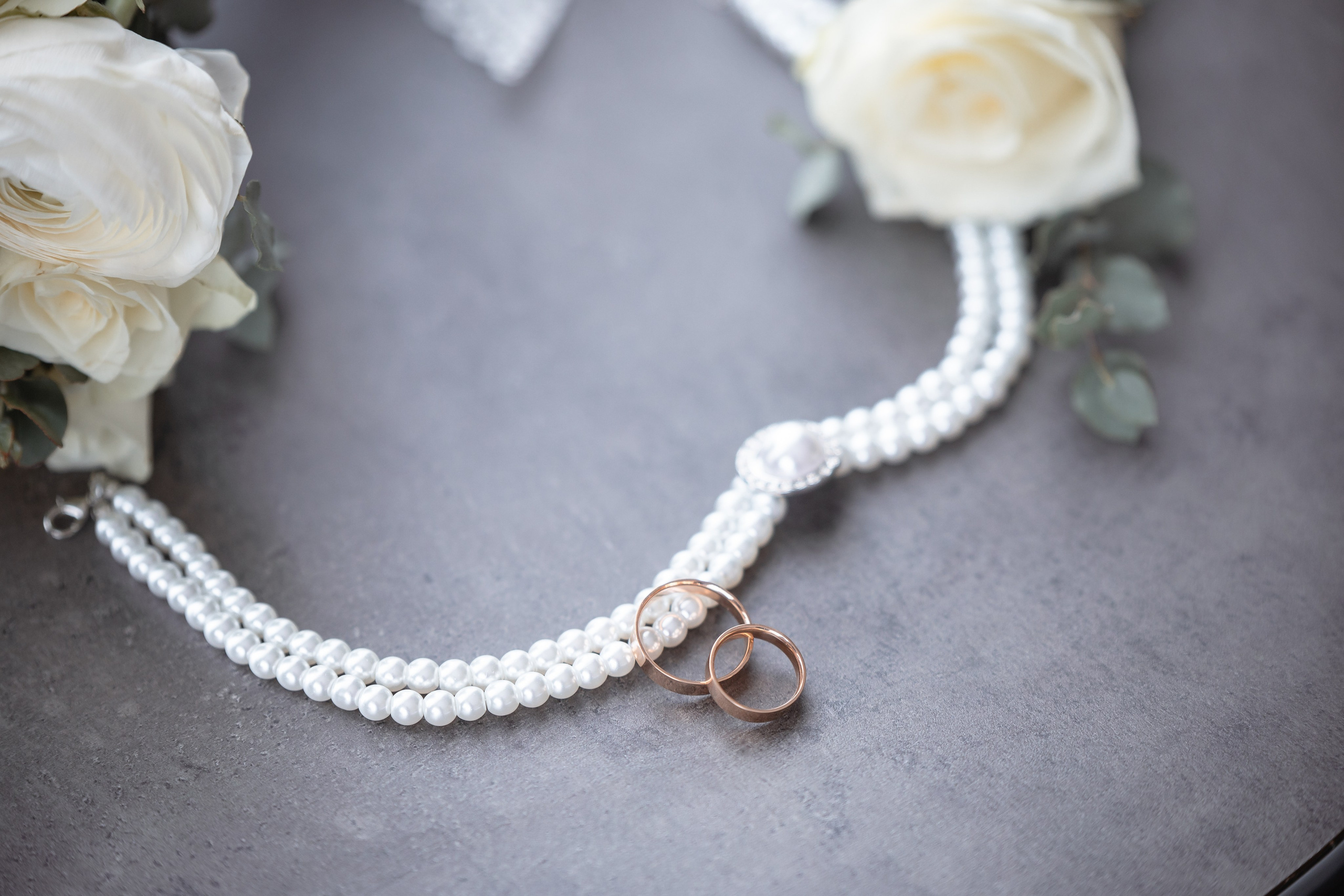 Анонс свадебных фотографий Вики и Александра. Фотограф Михаил Александров