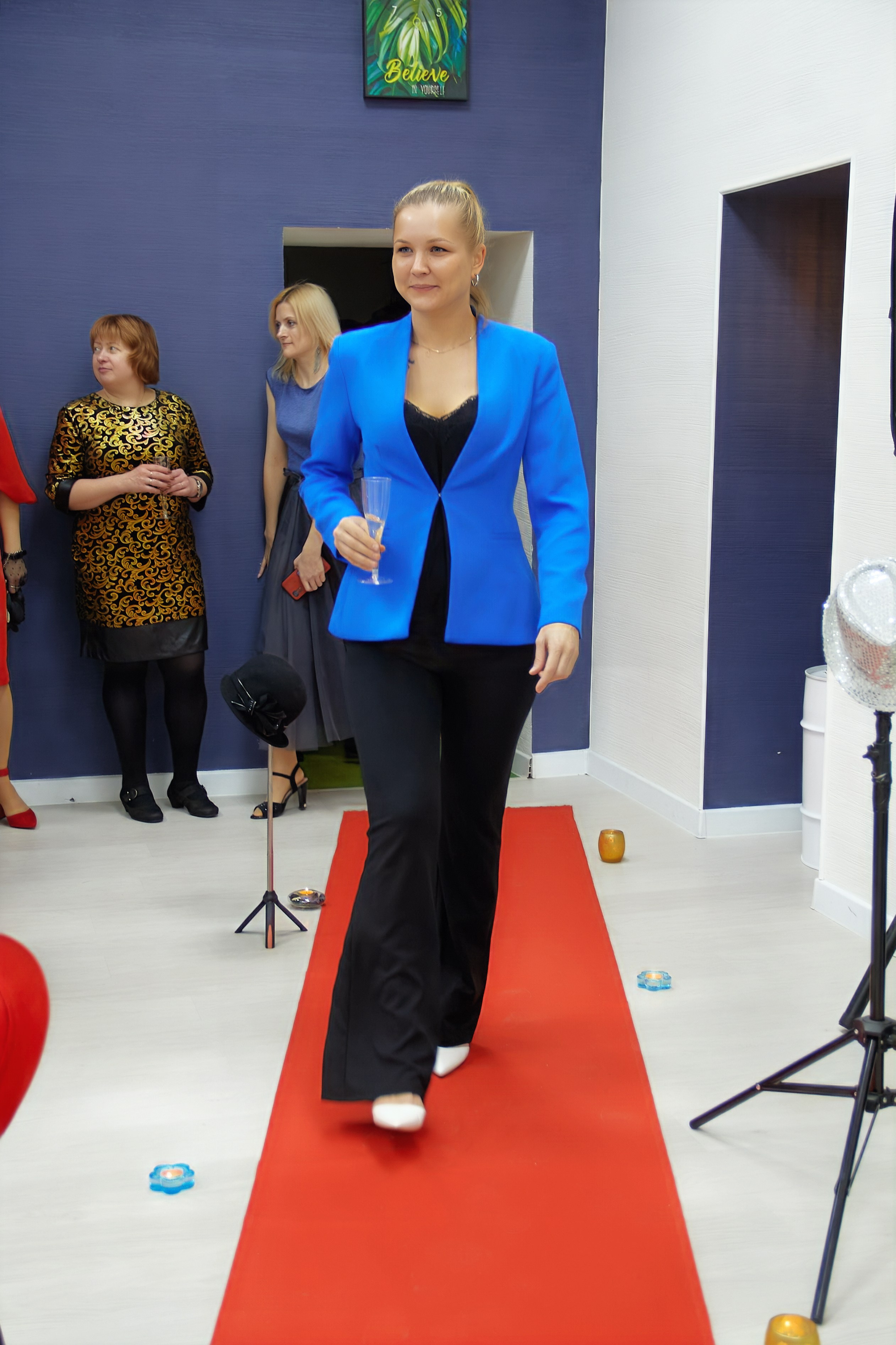 Творческий вечер «Дама в шляпе». Фотограф в Смоленске Ася Польшина