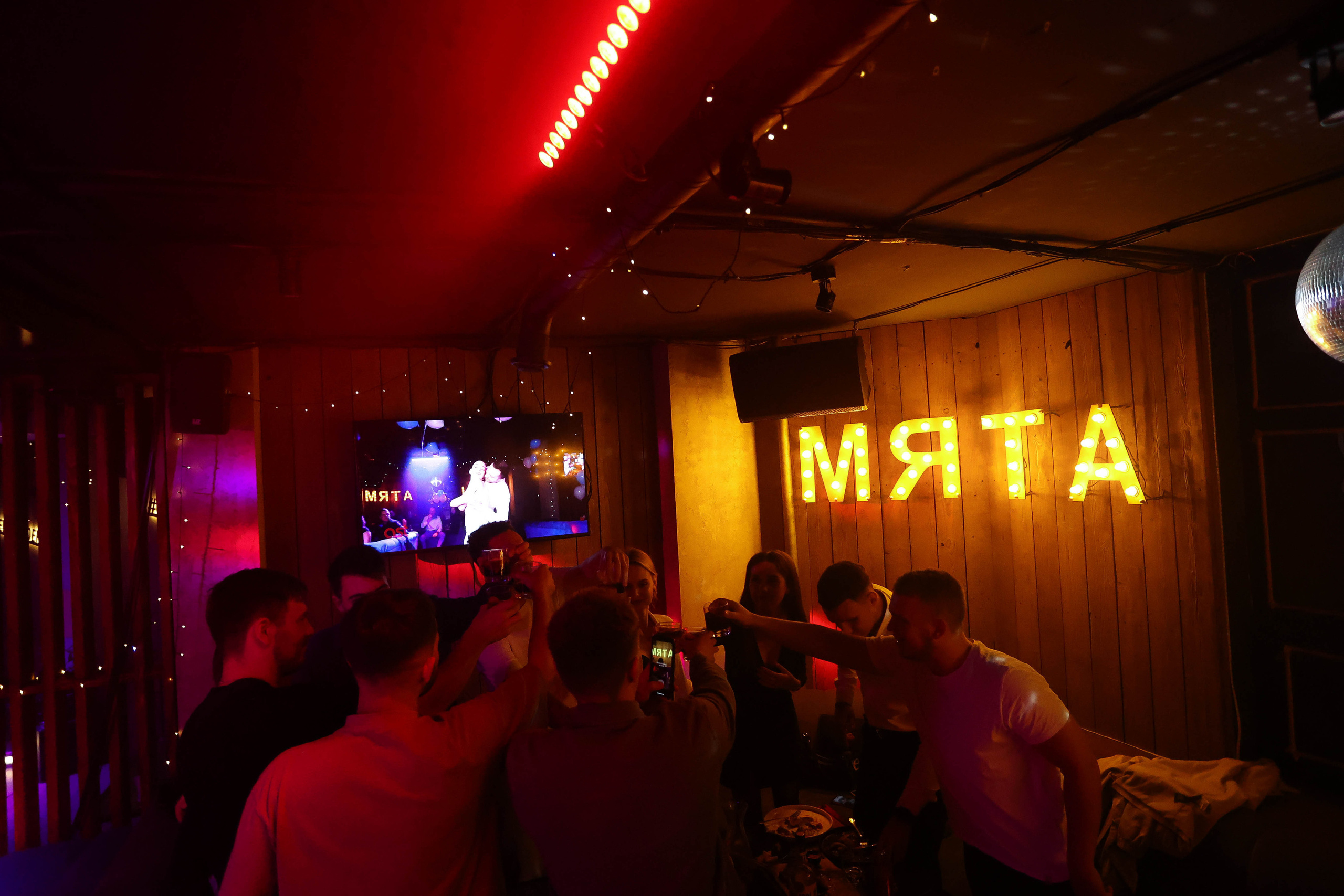 30/09/23 Караоке в Мяте Спортивная. Мята Спортивная — Кальянная, караоке, бар в Минске
