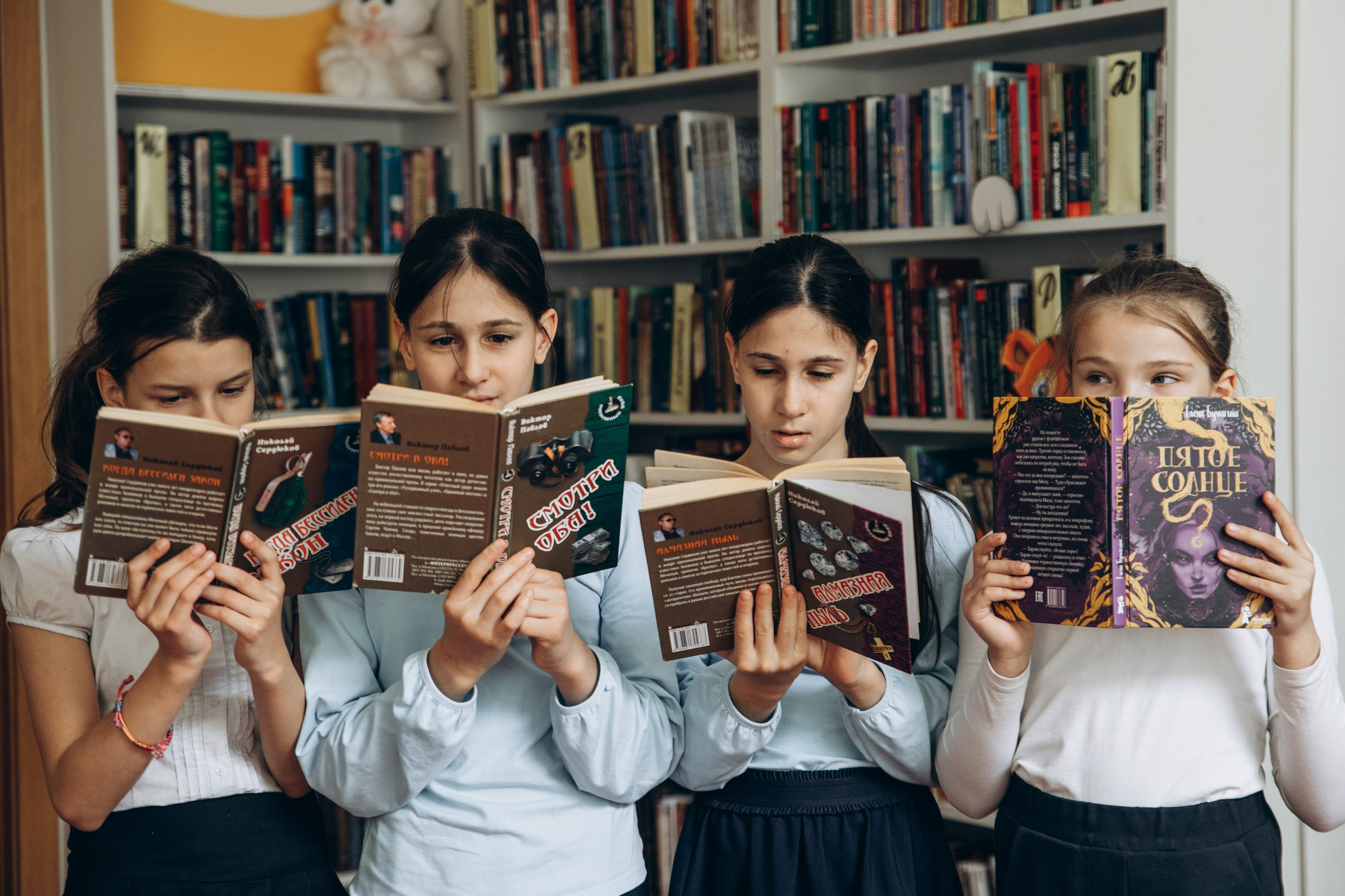 Школьные фотографии могут быть такими. Репортажный и детский фотограф в Минске