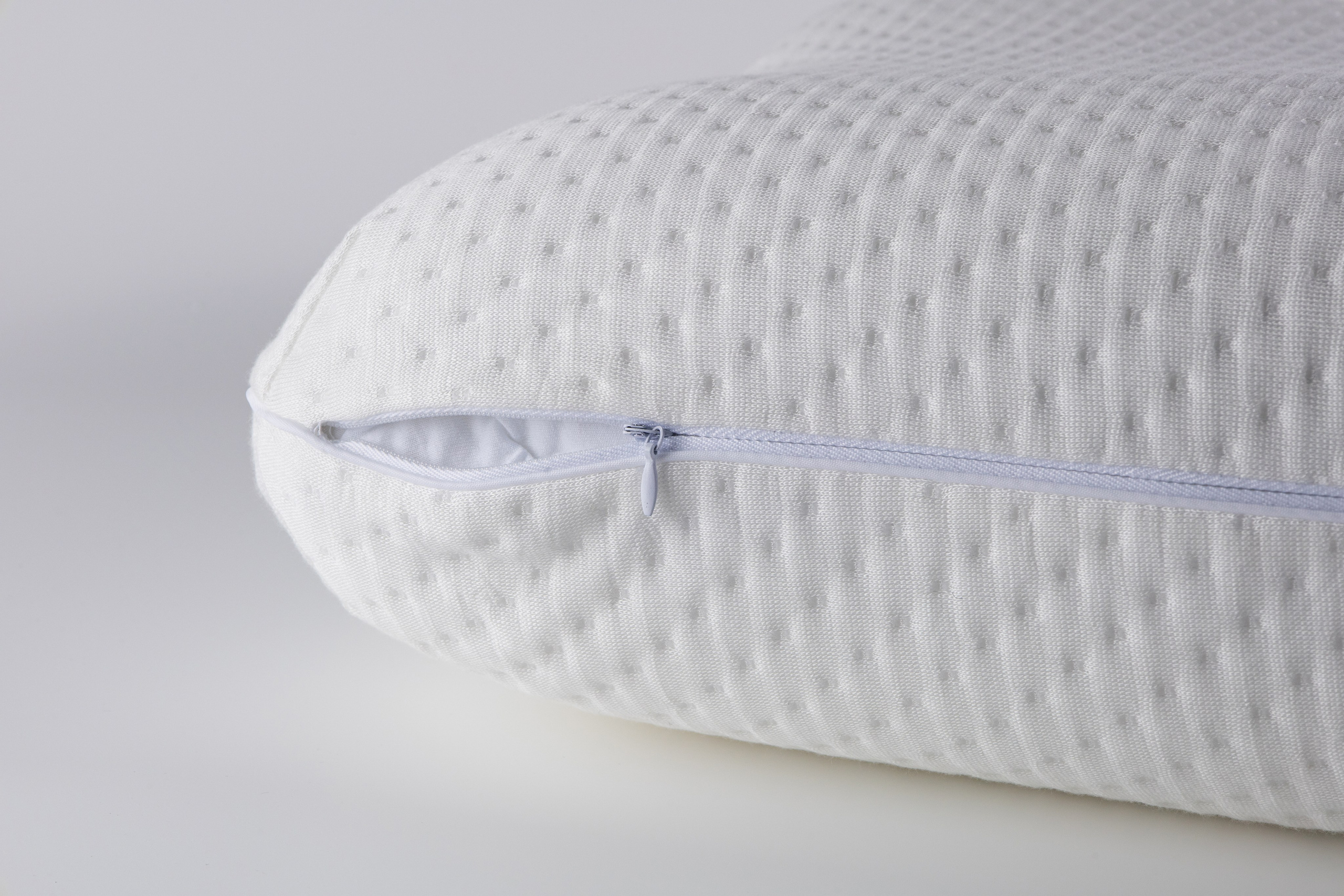 Предметное фото на белом фоне в Астане. Рекламный фуд фотограф и видеограф в Астане Алина Лысенко