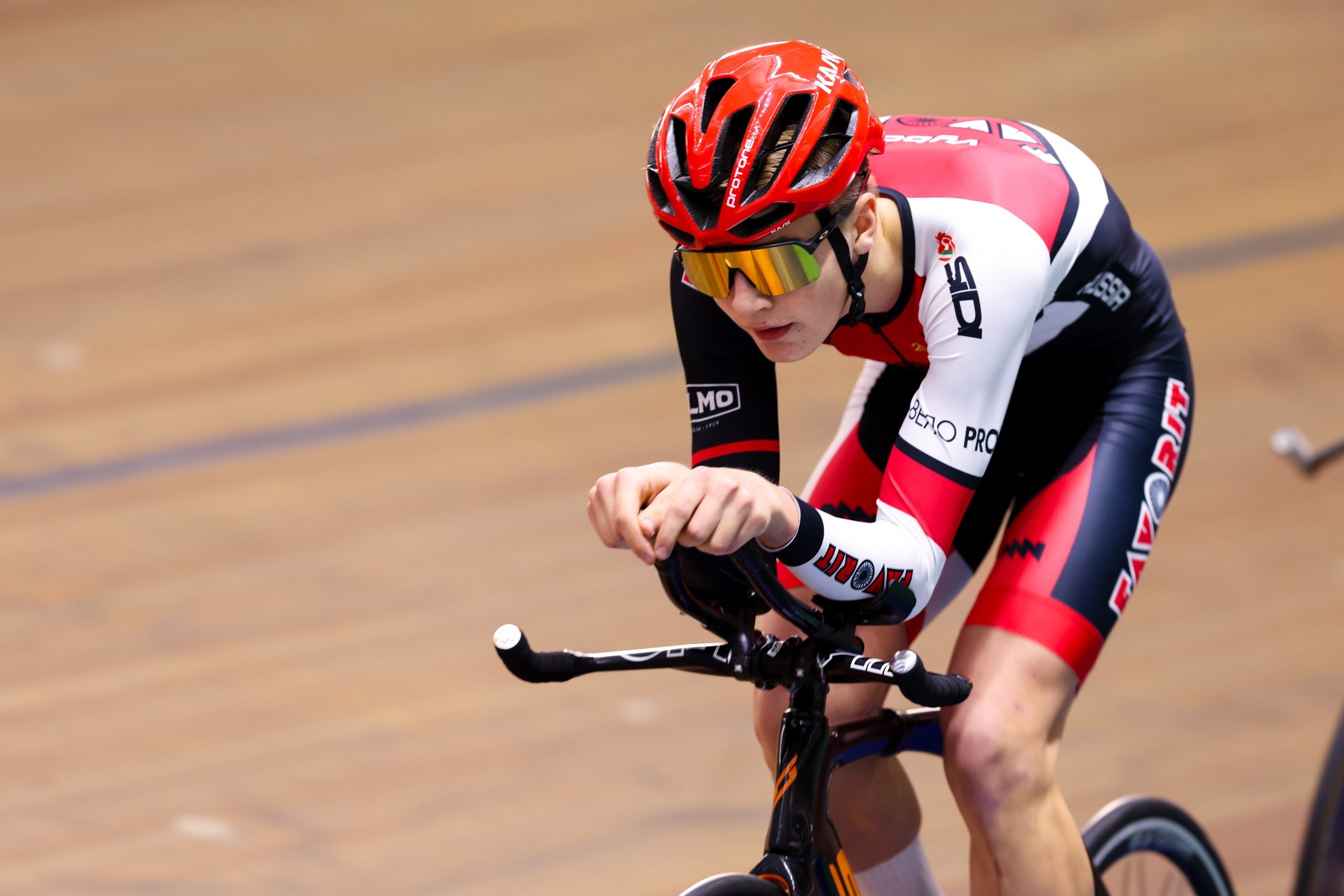 Первенство России по велосипедному спорту «трек» 16.10.2025. Спортивный и репортажный фотограф Антон Тереханов